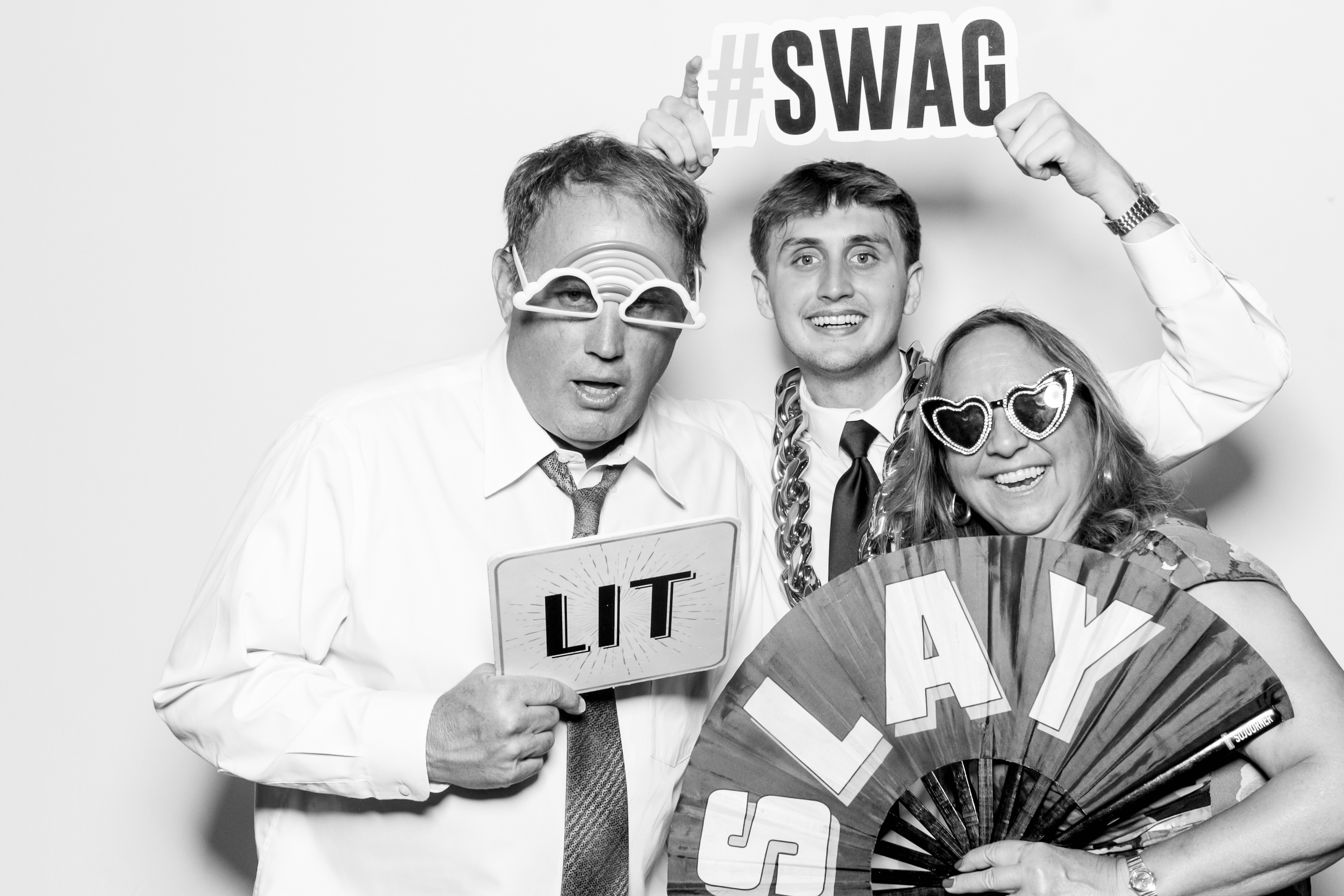 Molly +Jihoon's Wedding | View more photos from the event at v1.boothgallery.com/u/PhabPhotobooth/Molly-Jihoons-Wedding