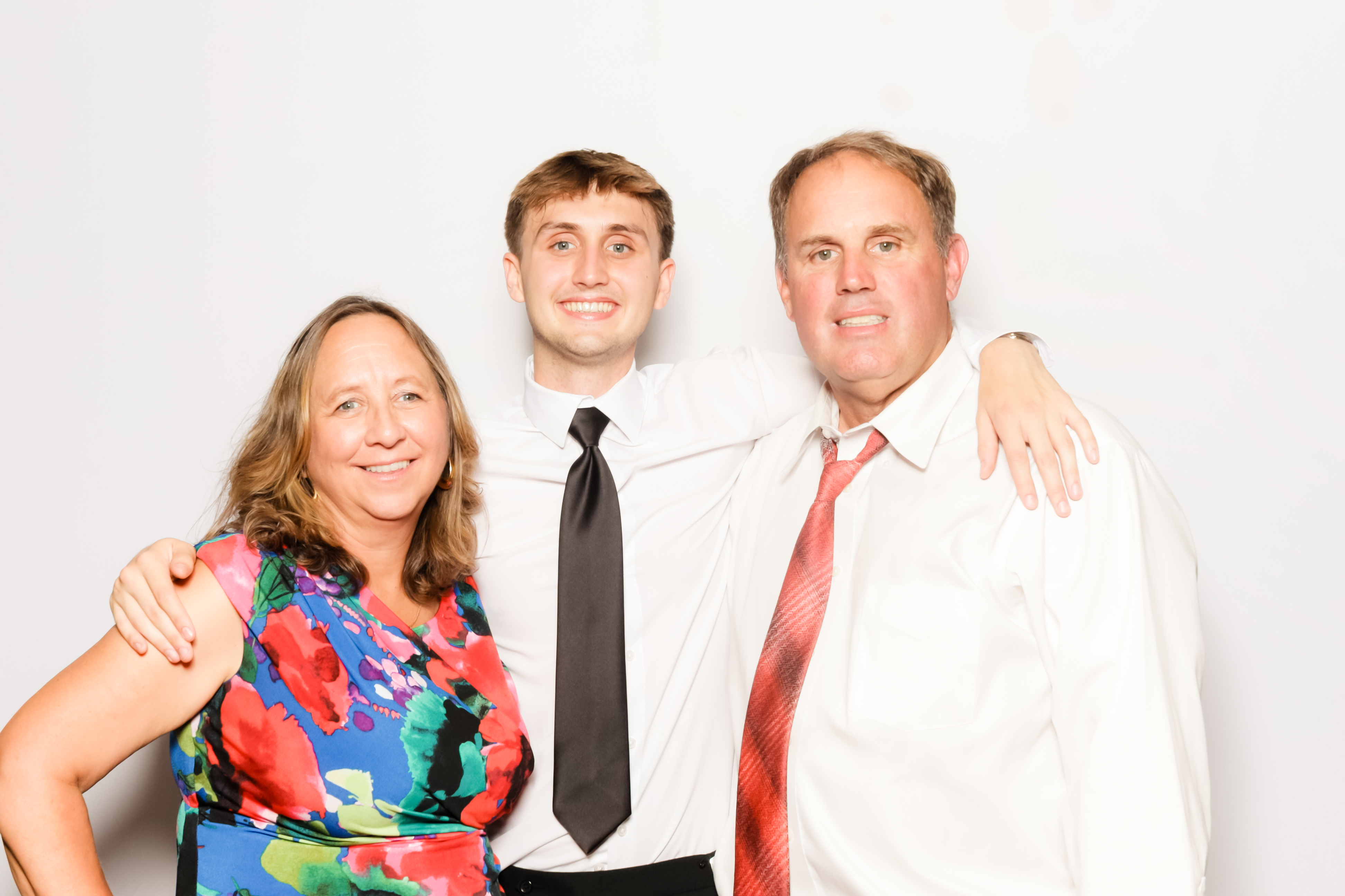 Molly +Jihoon's Wedding | View more photos from the event at v1.boothgallery.com/u/PhabPhotobooth/Molly-Jihoons-Wedding