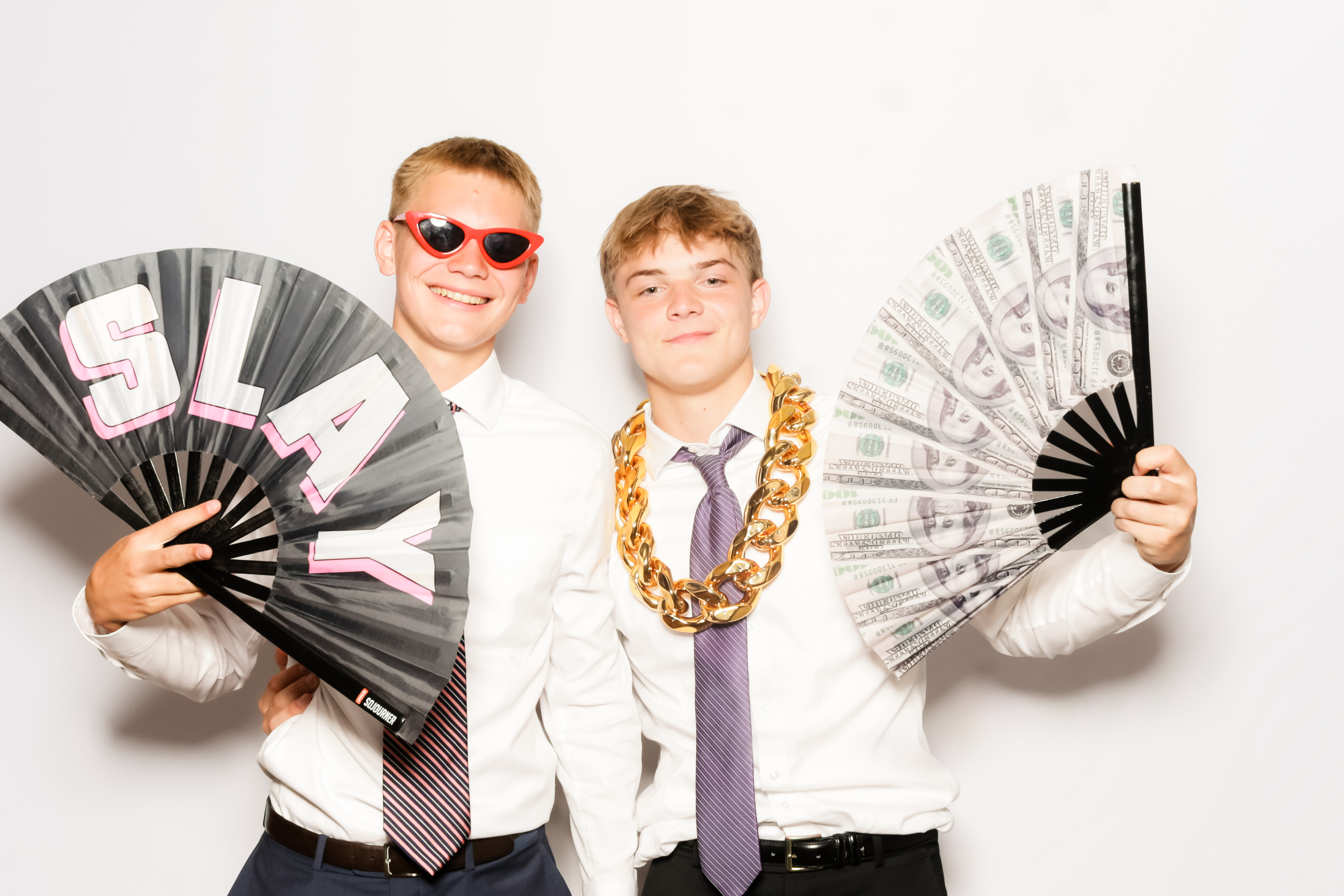 Molly +Jihoon's Wedding | View more photos from the event at v1.boothgallery.com/u/PhabPhotobooth/Molly-Jihoons-Wedding