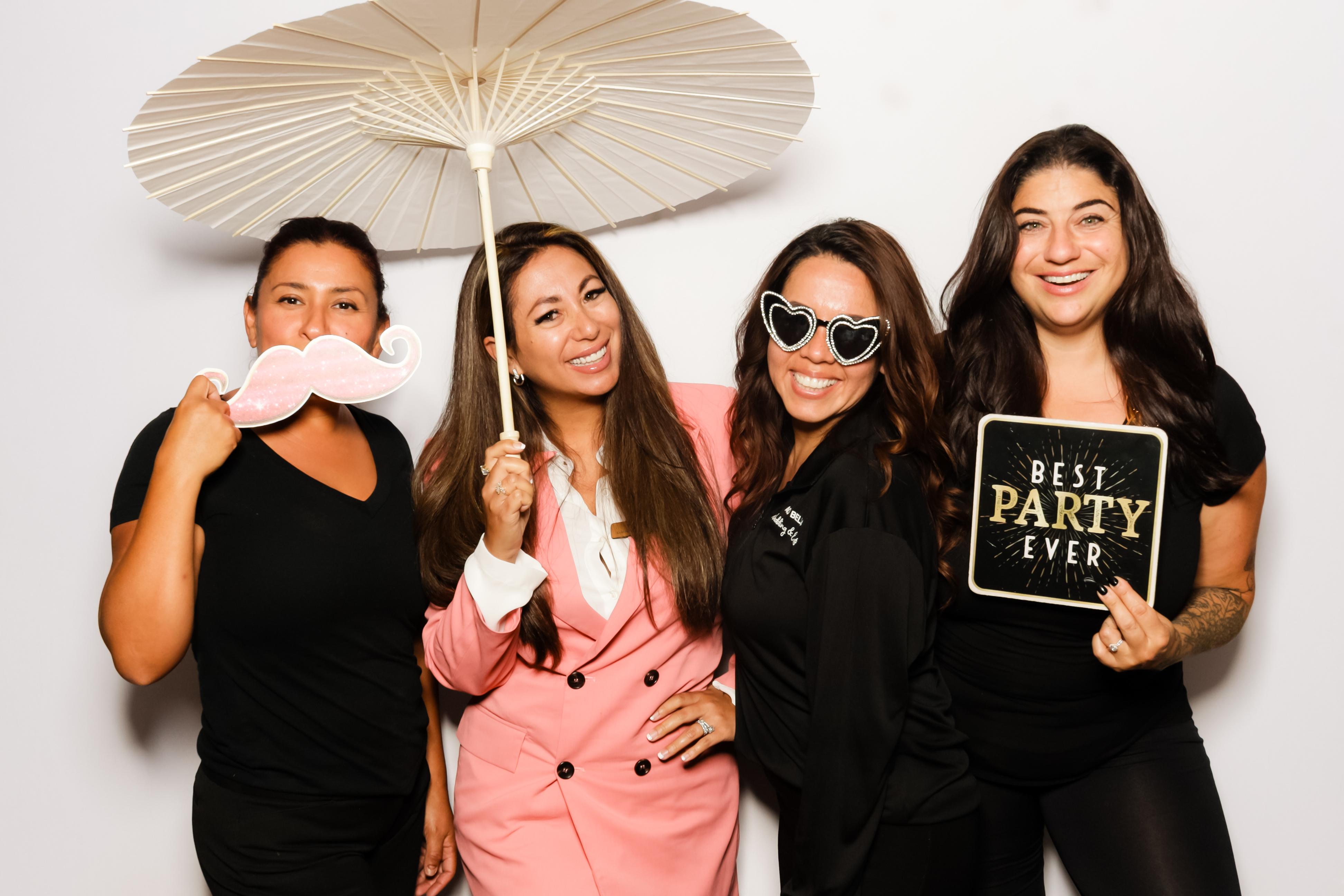 Molly +Jihoon's Wedding | View more photos from the event at v1.boothgallery.com/u/PhabPhotobooth/Molly-Jihoons-Wedding