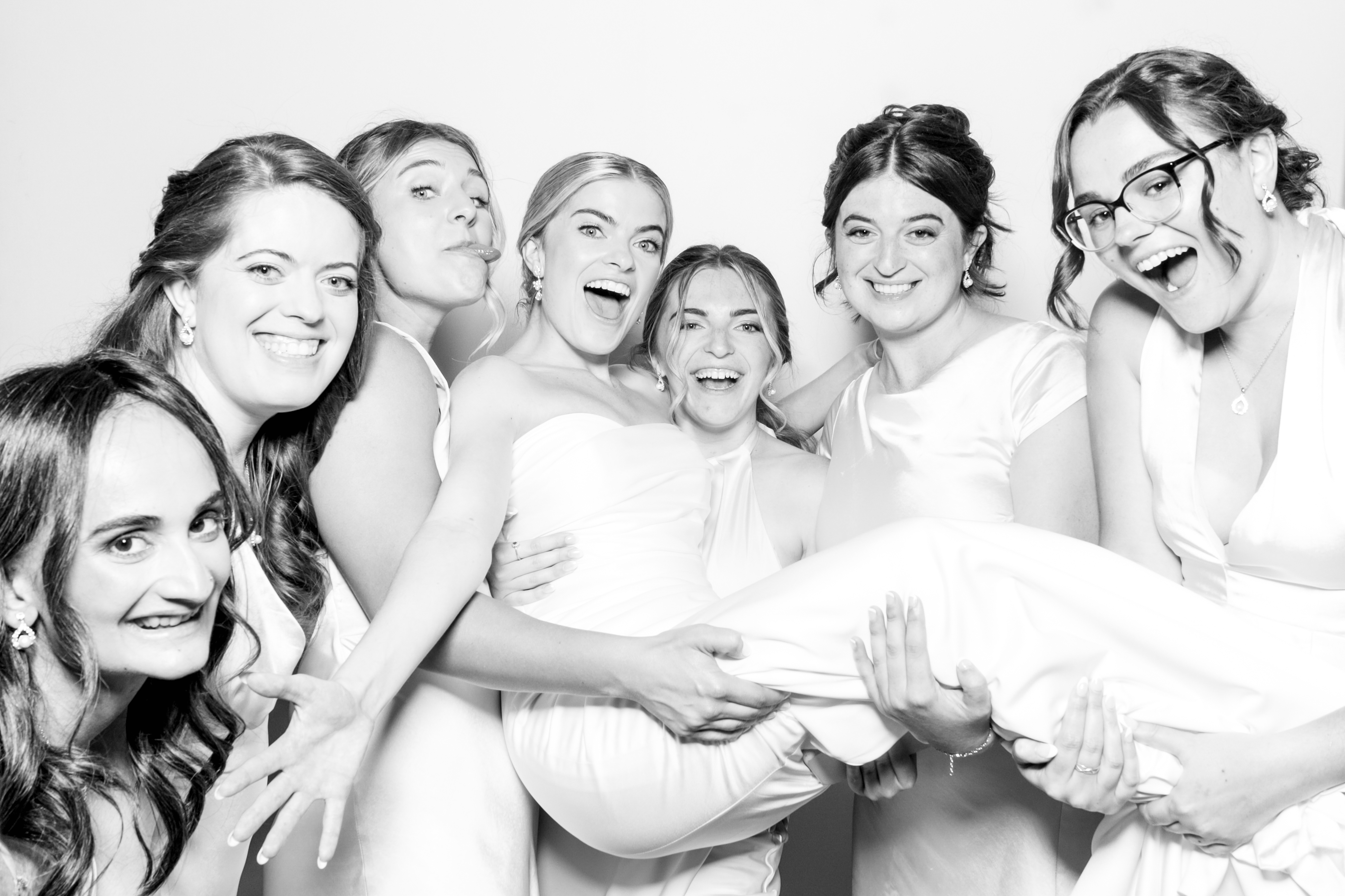 Molly +Jihoon's Wedding | View more photos from the event at v1.boothgallery.com/u/PhabPhotobooth/Molly-Jihoons-Wedding