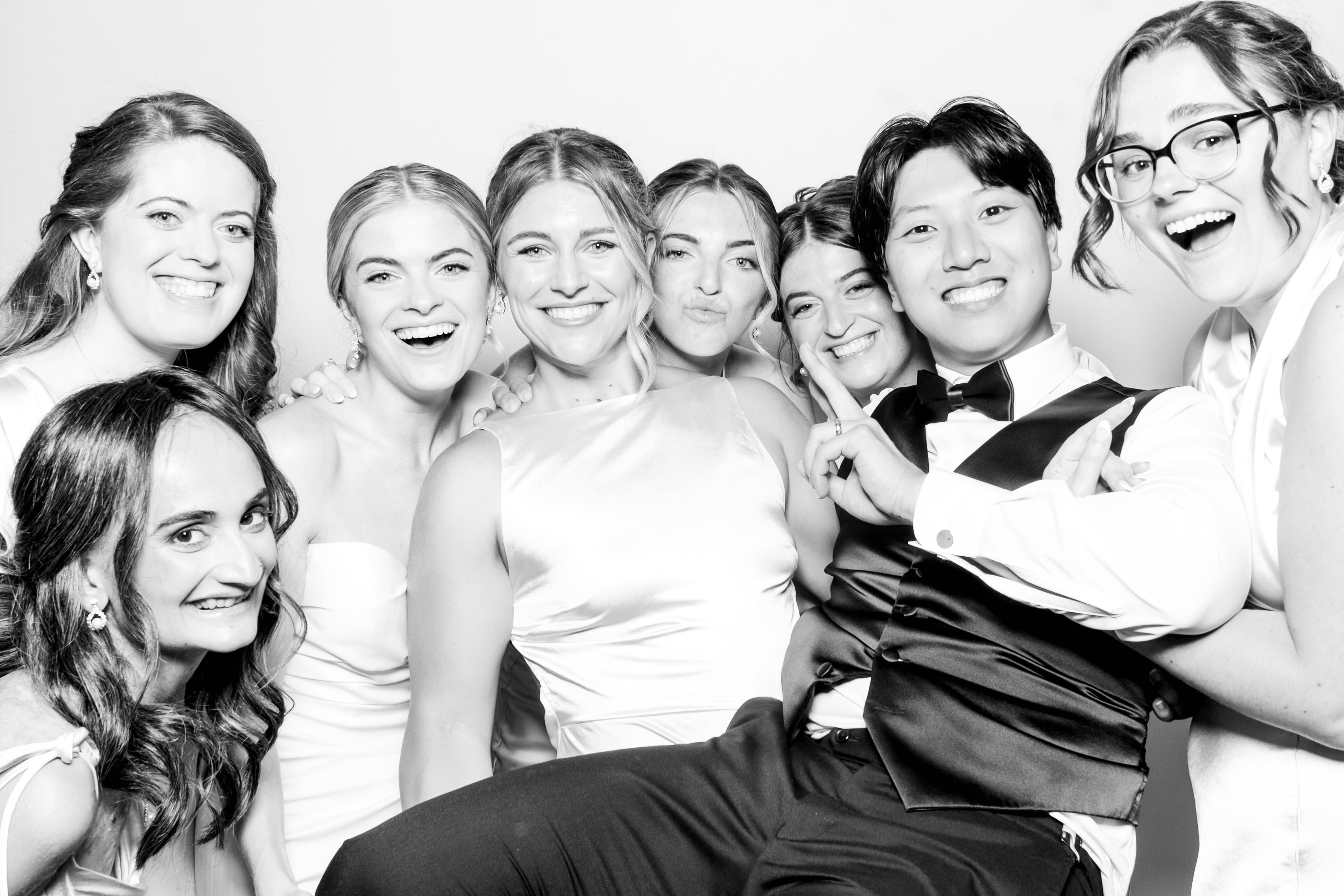 Molly +Jihoon's Wedding | View more photos from the event at v1.boothgallery.com/u/PhabPhotobooth/Molly-Jihoons-Wedding