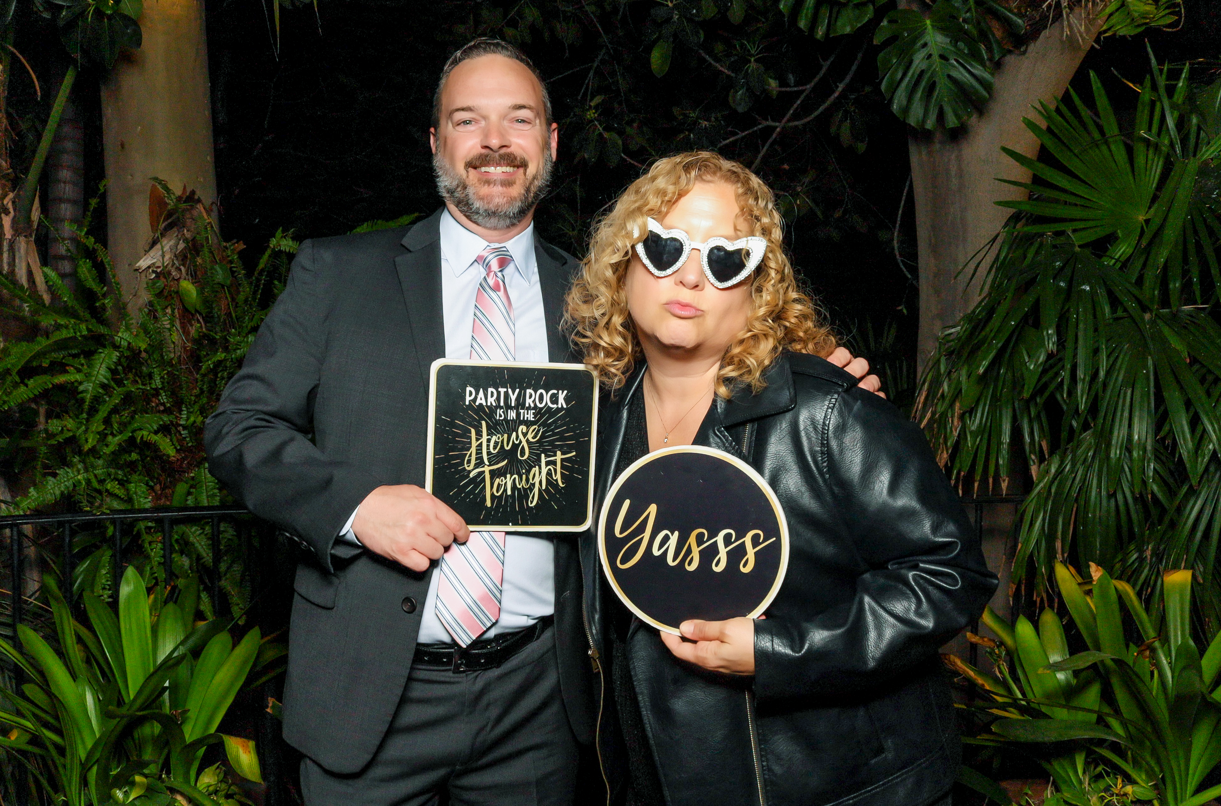 TMR's 40th Anniversary Gala | View more photos from the event at v1.boothgallery.com/u/PhabPhotobooth/TMRs-40th-Anniversary-Gala