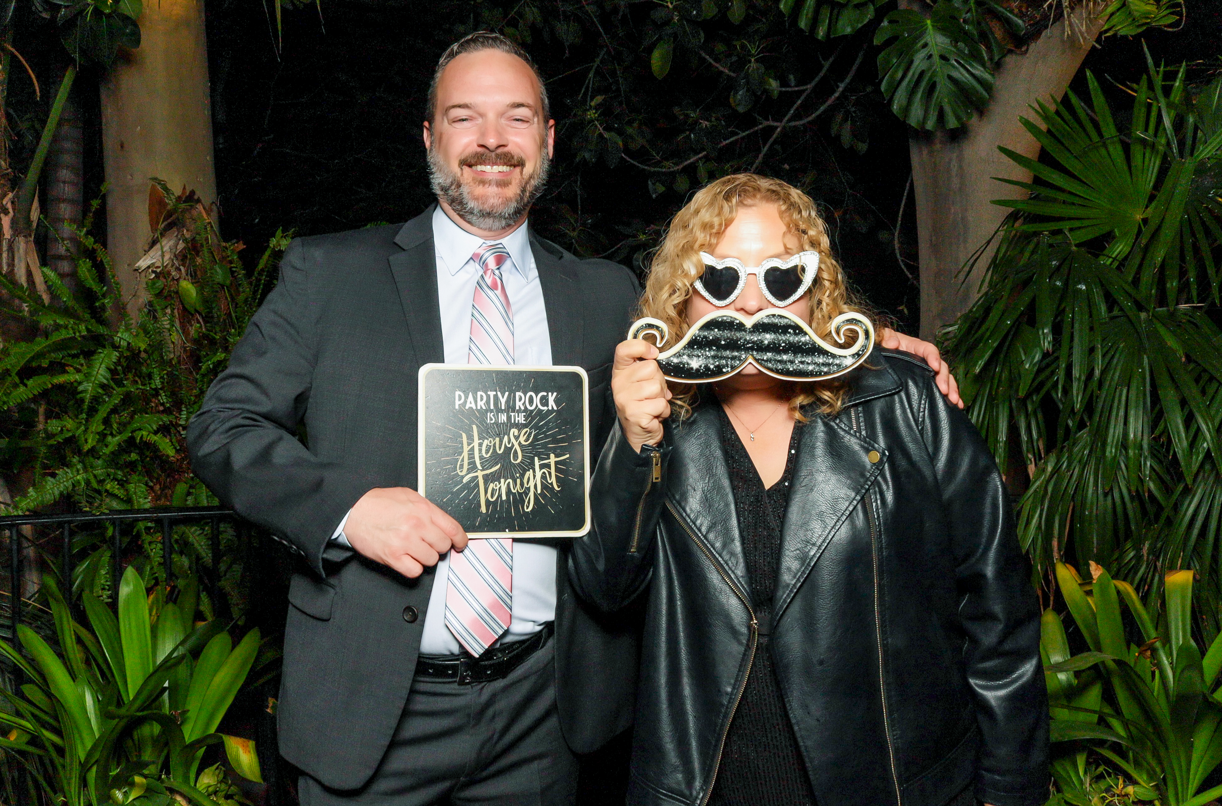 TMR's 40th Anniversary Gala | View more photos from the event at v1.boothgallery.com/u/PhabPhotobooth/TMRs-40th-Anniversary-Gala