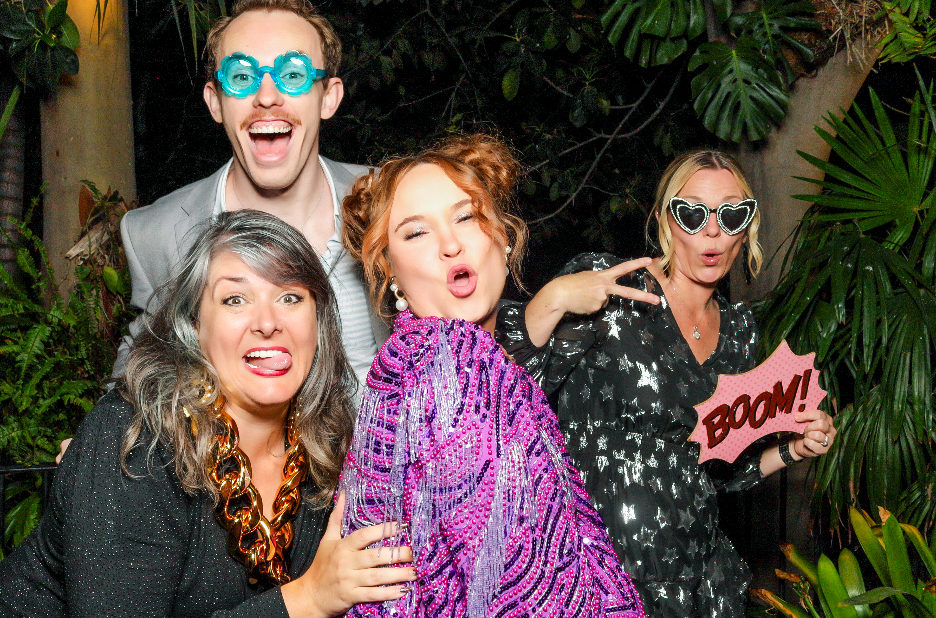 TMR's 40th Anniversary Gala | View more photos from the event at v1.boothgallery.com/u/PhabPhotobooth/TMRs-40th-Anniversary-Gala