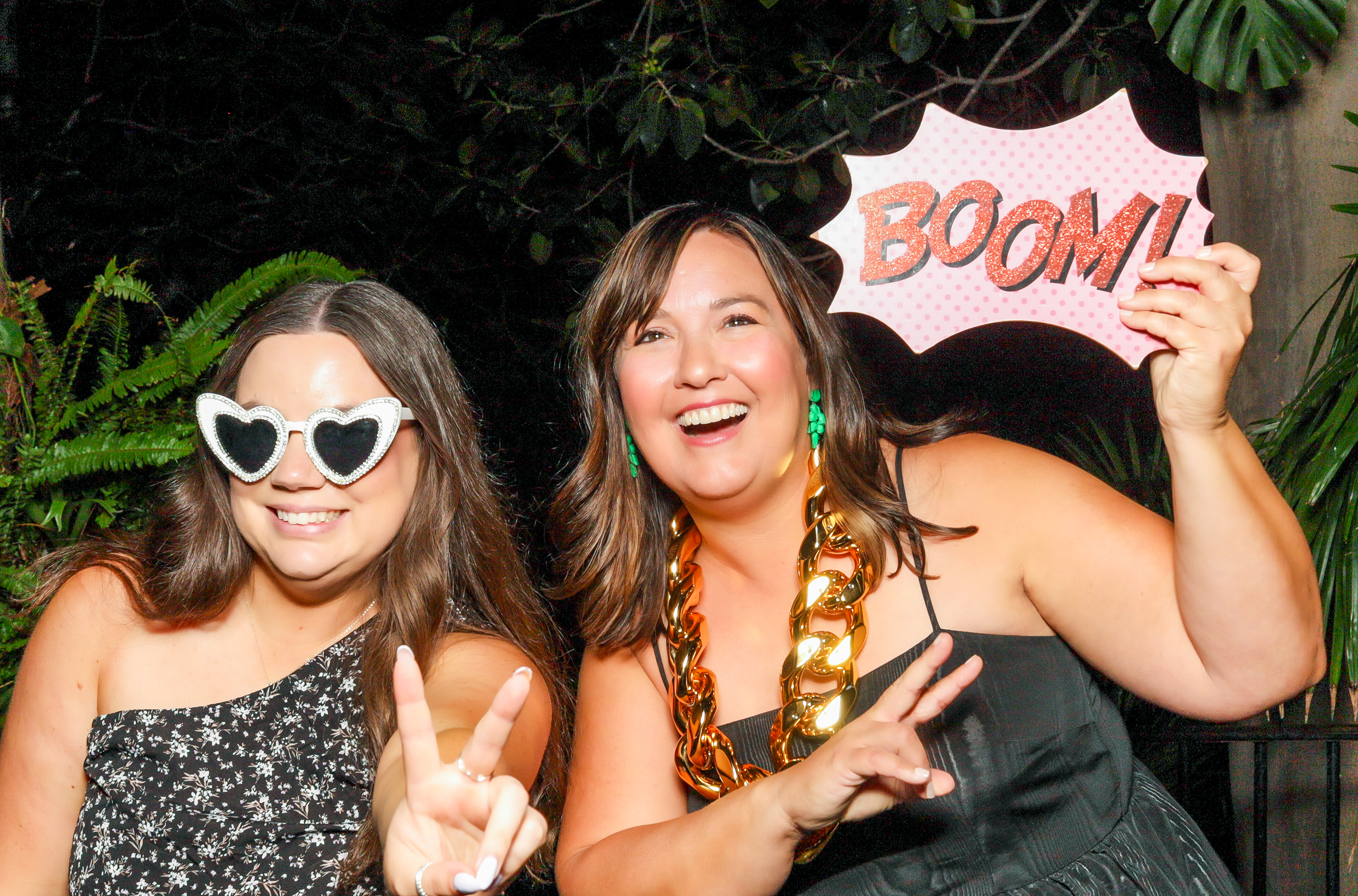 TMR's 40th Anniversary Gala | View more photos from the event at v1.boothgallery.com/u/PhabPhotobooth/TMRs-40th-Anniversary-Gala