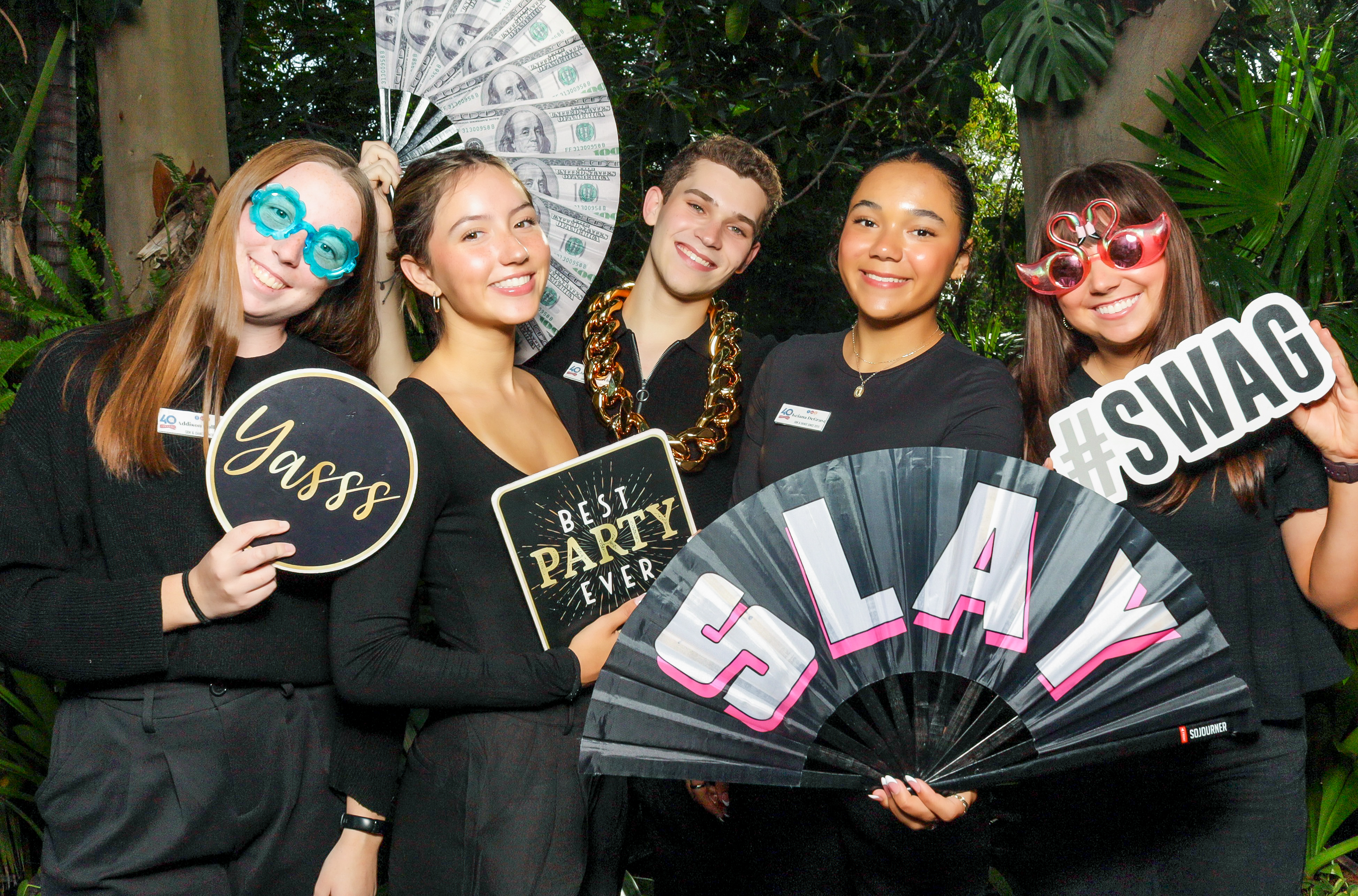 TMR's 40th Anniversary Gala | View more photos from the event at v1.boothgallery.com/u/PhabPhotobooth/TMRs-40th-Anniversary-Gala