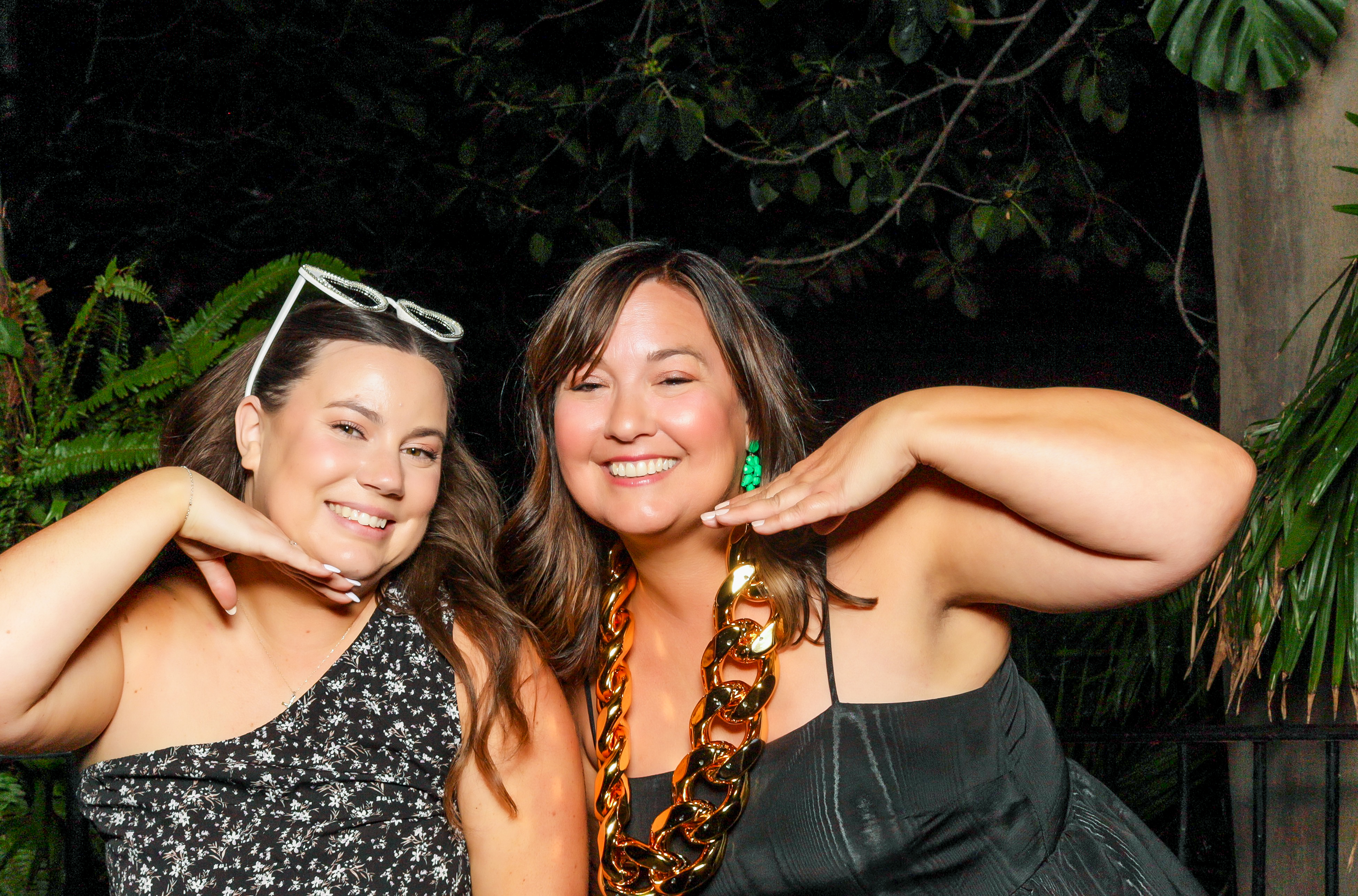 TMR's 40th Anniversary Gala | View more photos from the event at v1.boothgallery.com/u/PhabPhotobooth/TMRs-40th-Anniversary-Gala