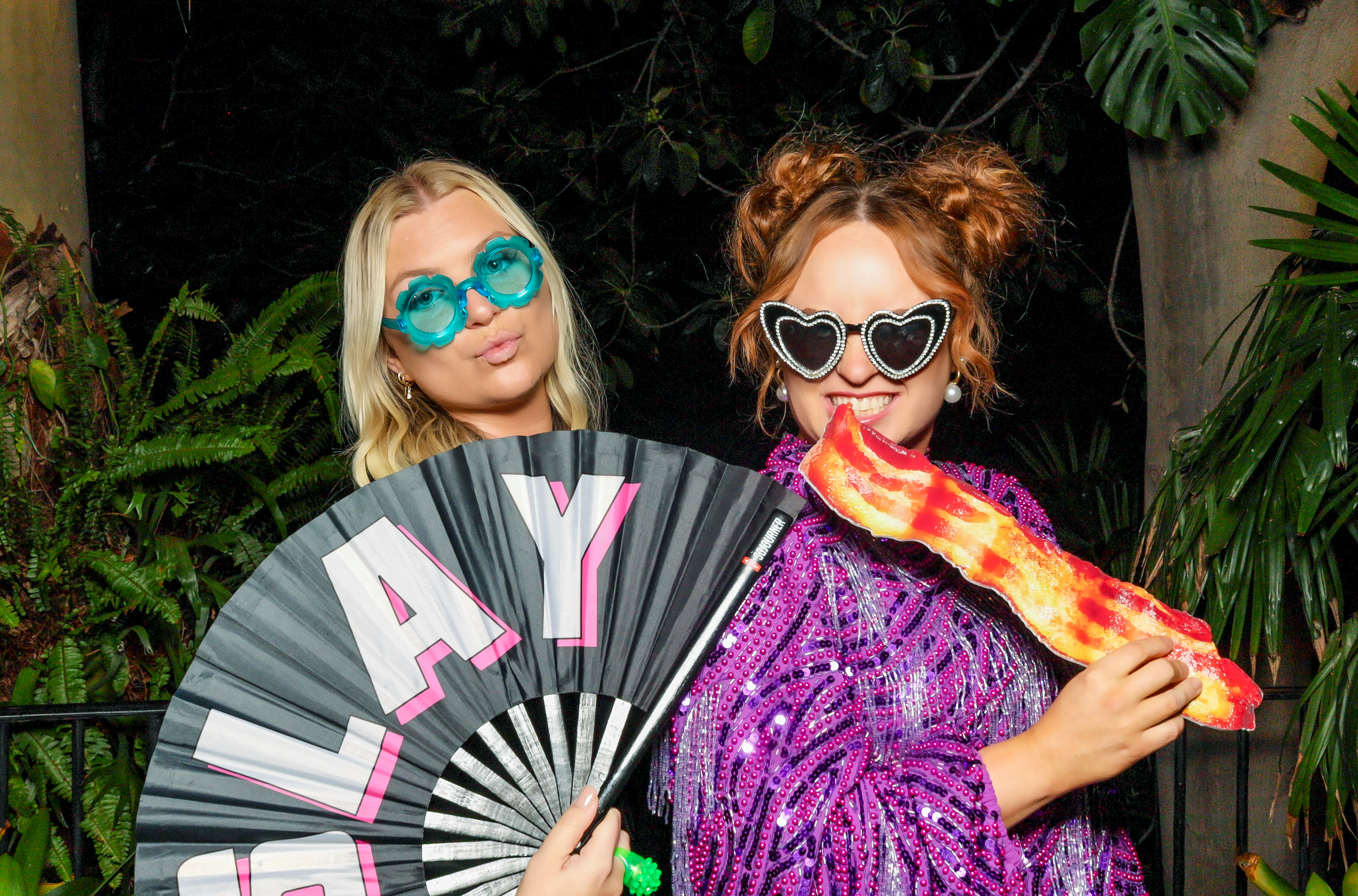 TMR's 40th Anniversary Gala | View more photos from the event at v1.boothgallery.com/u/PhabPhotobooth/TMRs-40th-Anniversary-Gala