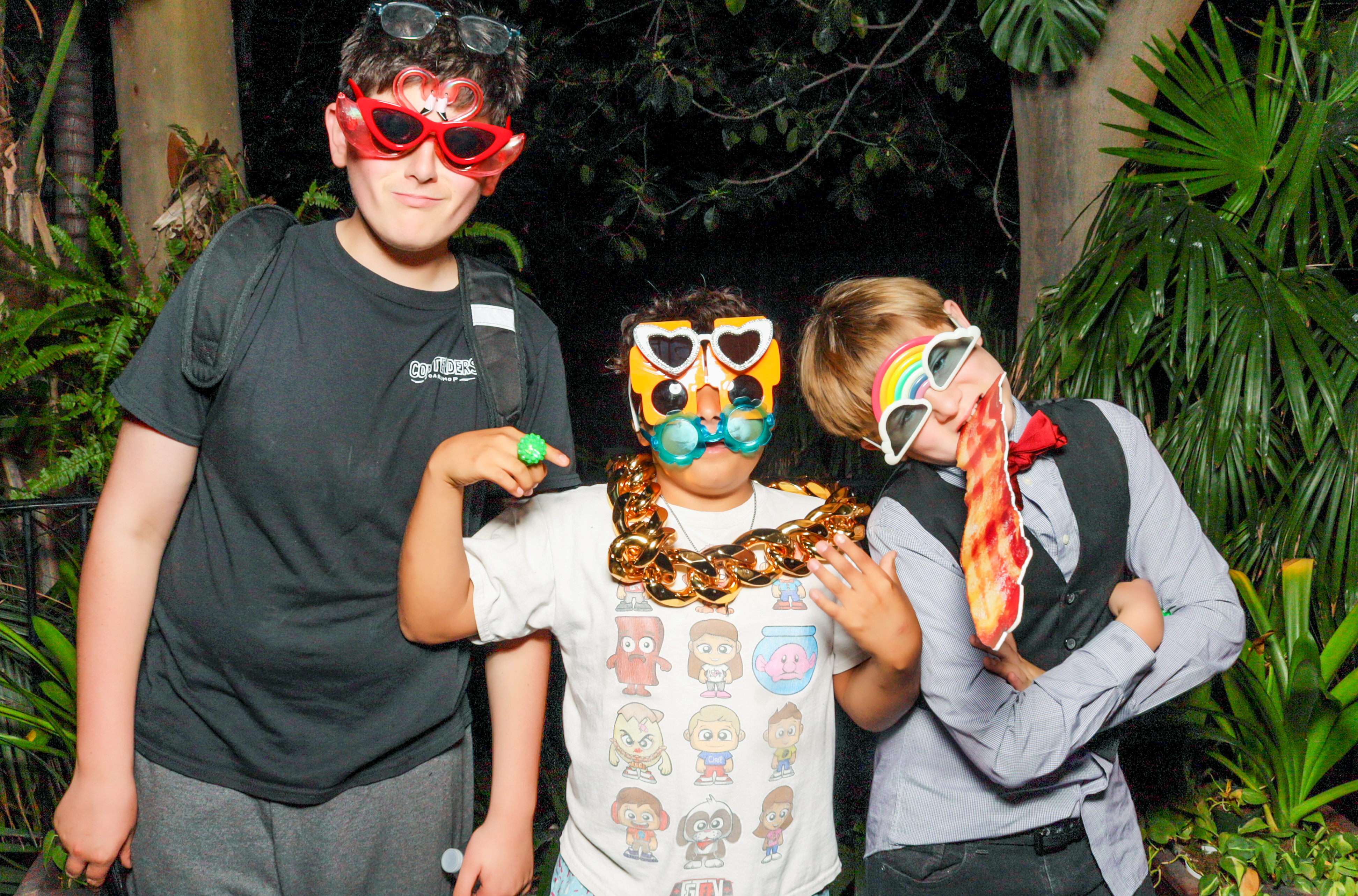 TMR's 40th Anniversary Gala | View more photos from the event at v1.boothgallery.com/u/PhabPhotobooth/TMRs-40th-Anniversary-Gala