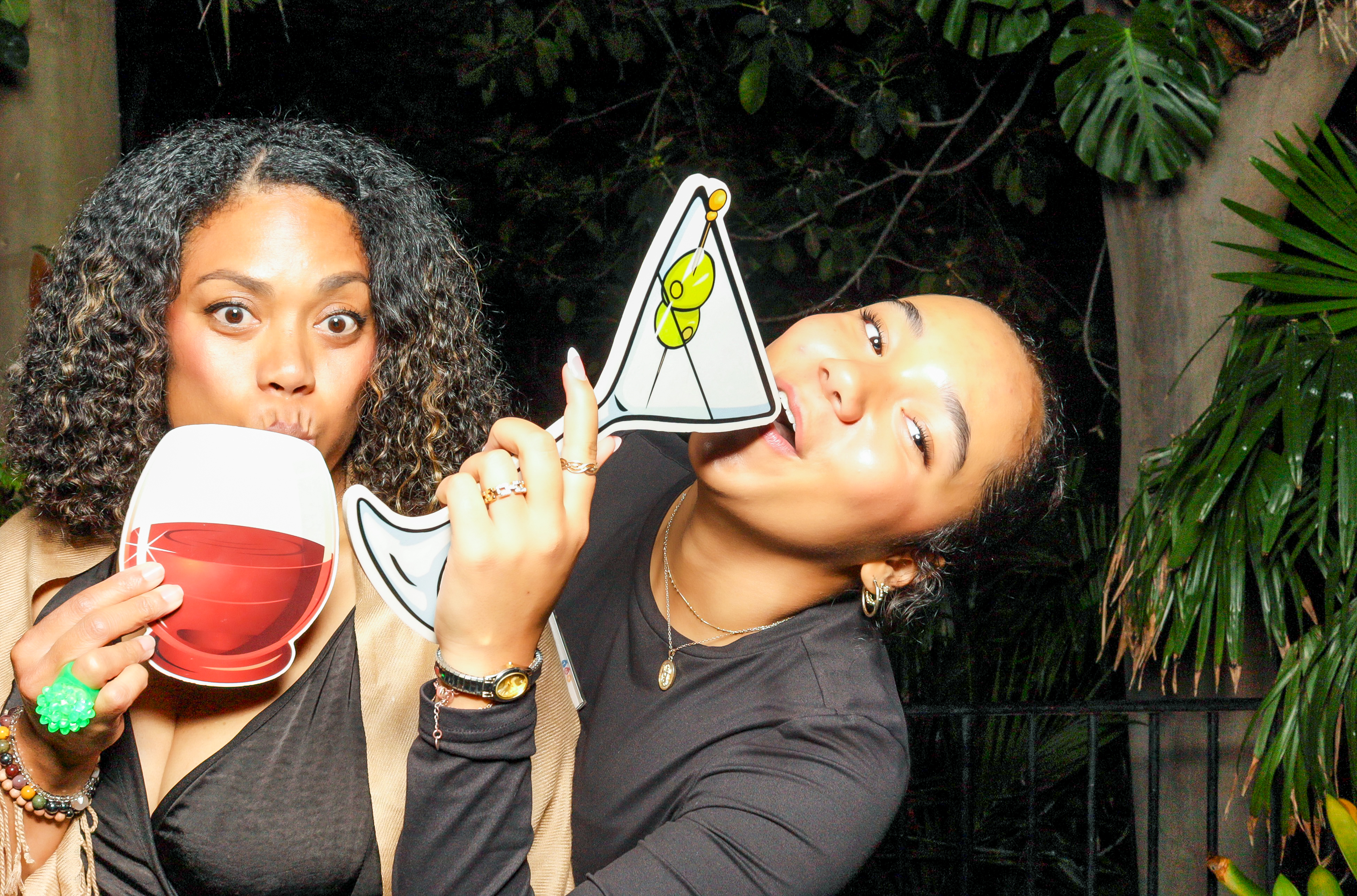 TMR's 40th Anniversary Gala | View more photos from the event at v1.boothgallery.com/u/PhabPhotobooth/TMRs-40th-Anniversary-Gala