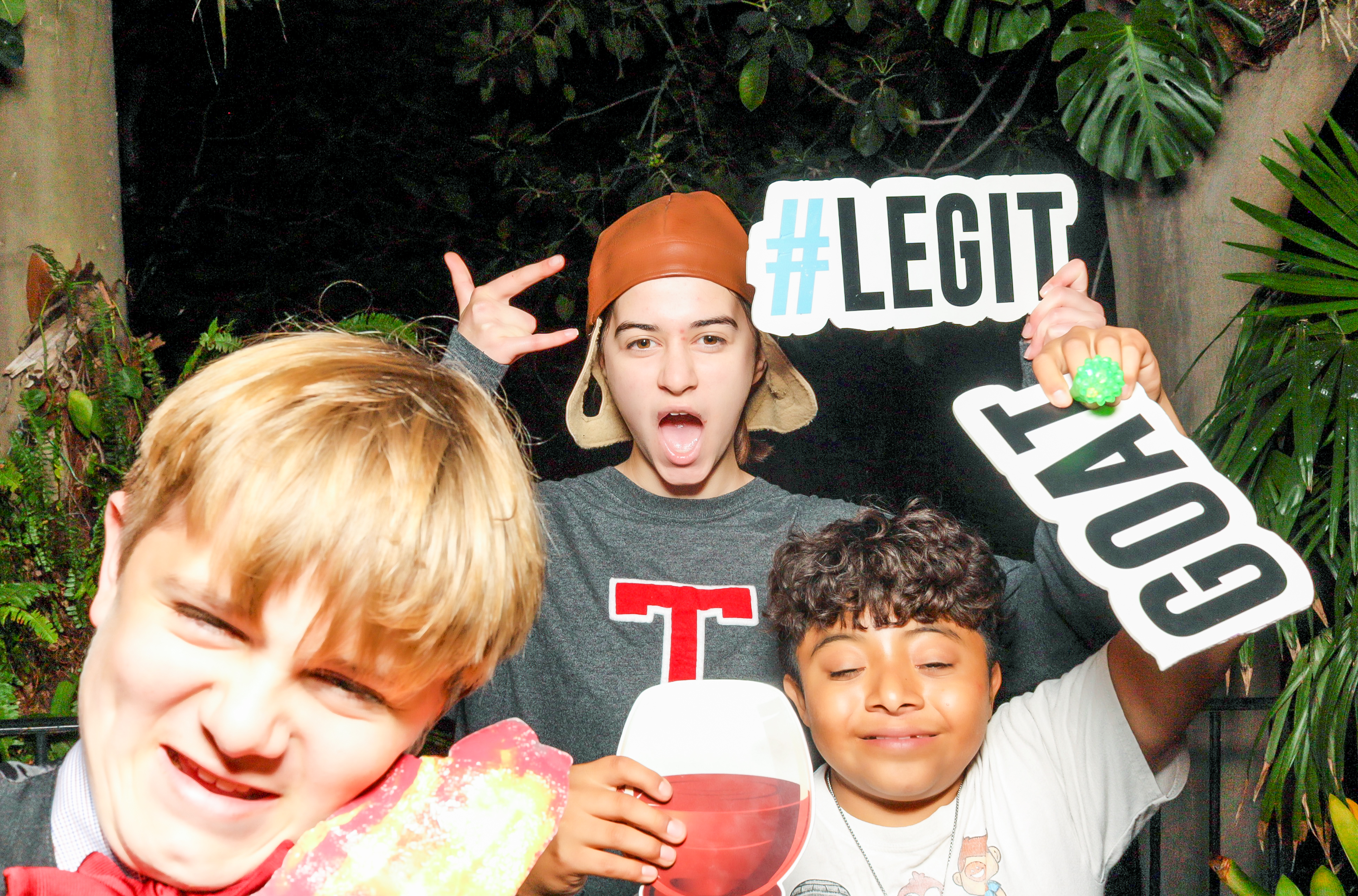 TMR's 40th Anniversary Gala | View more photos from the event at v1.boothgallery.com/u/PhabPhotobooth/TMRs-40th-Anniversary-Gala