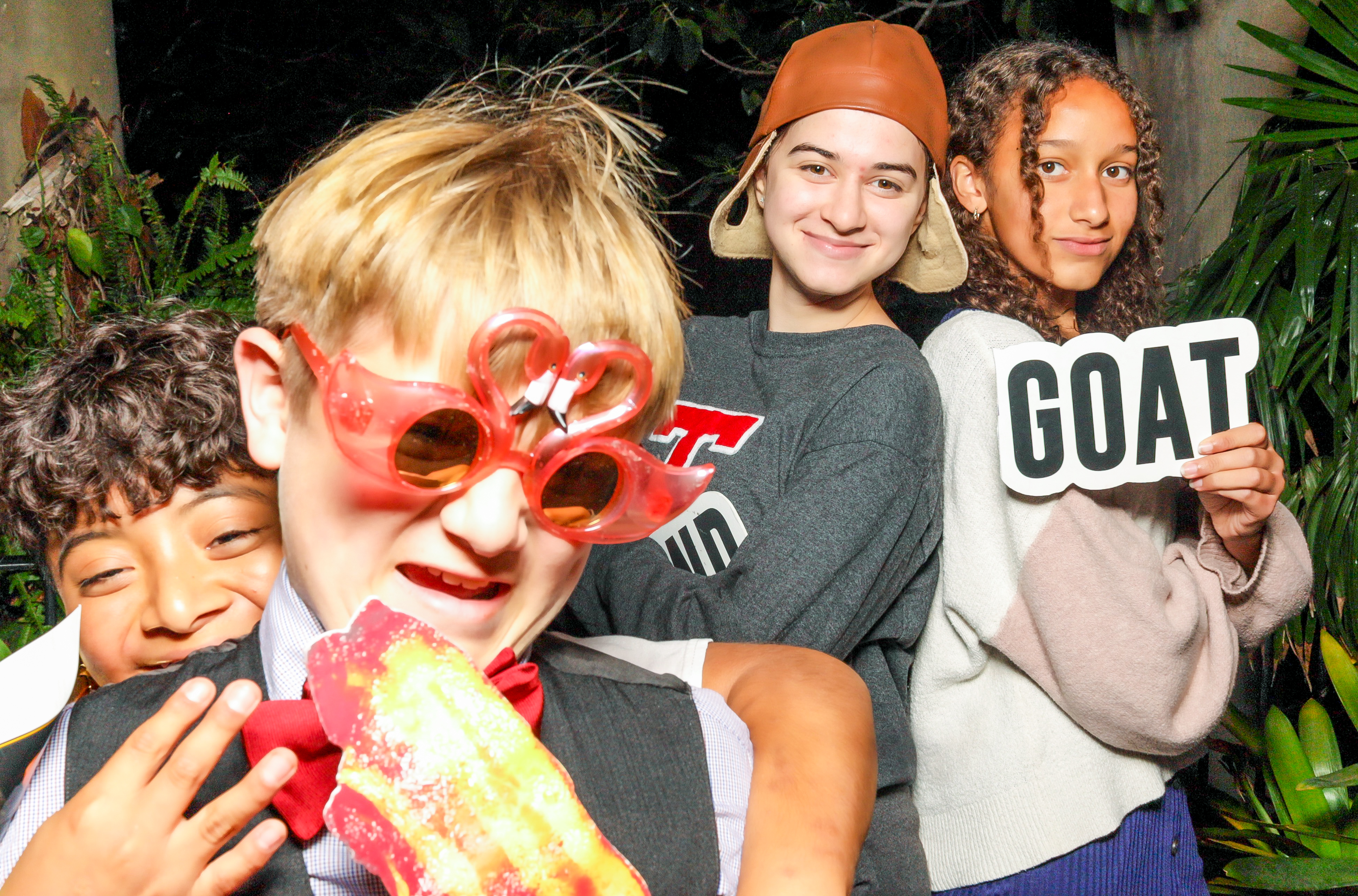 TMR's 40th Anniversary Gala | View more photos from the event at v1.boothgallery.com/u/PhabPhotobooth/TMRs-40th-Anniversary-Gala