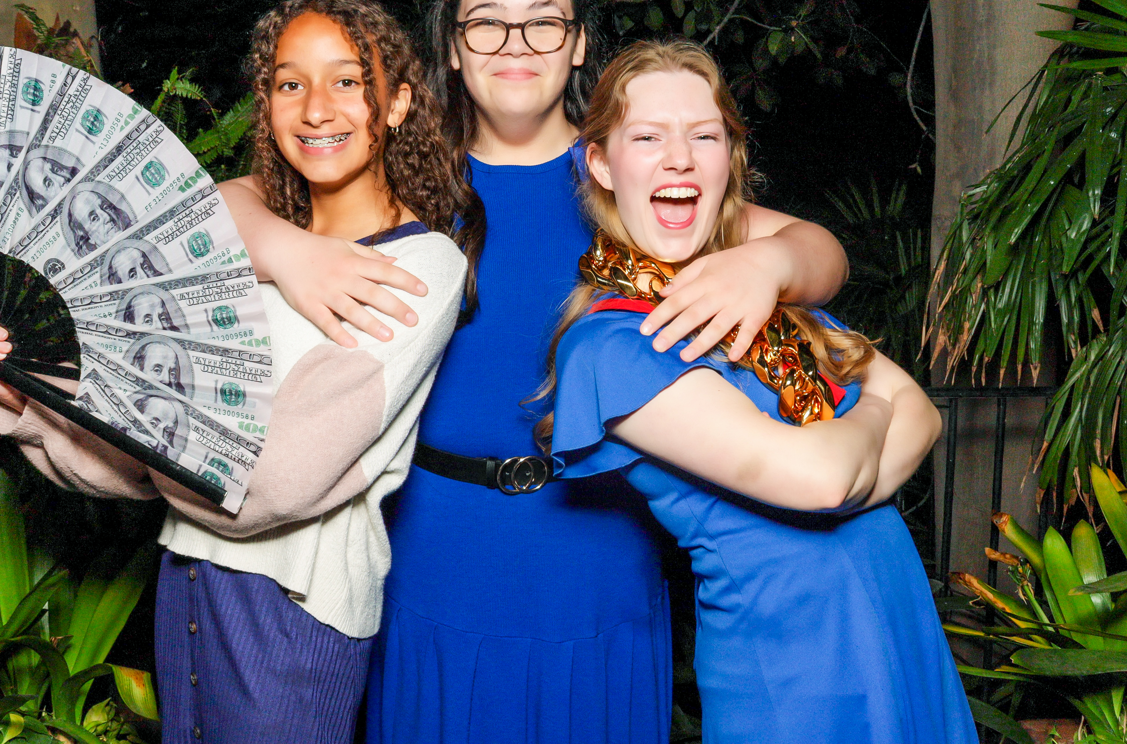 TMR's 40th Anniversary Gala | View more photos from the event at v1.boothgallery.com/u/PhabPhotobooth/TMRs-40th-Anniversary-Gala