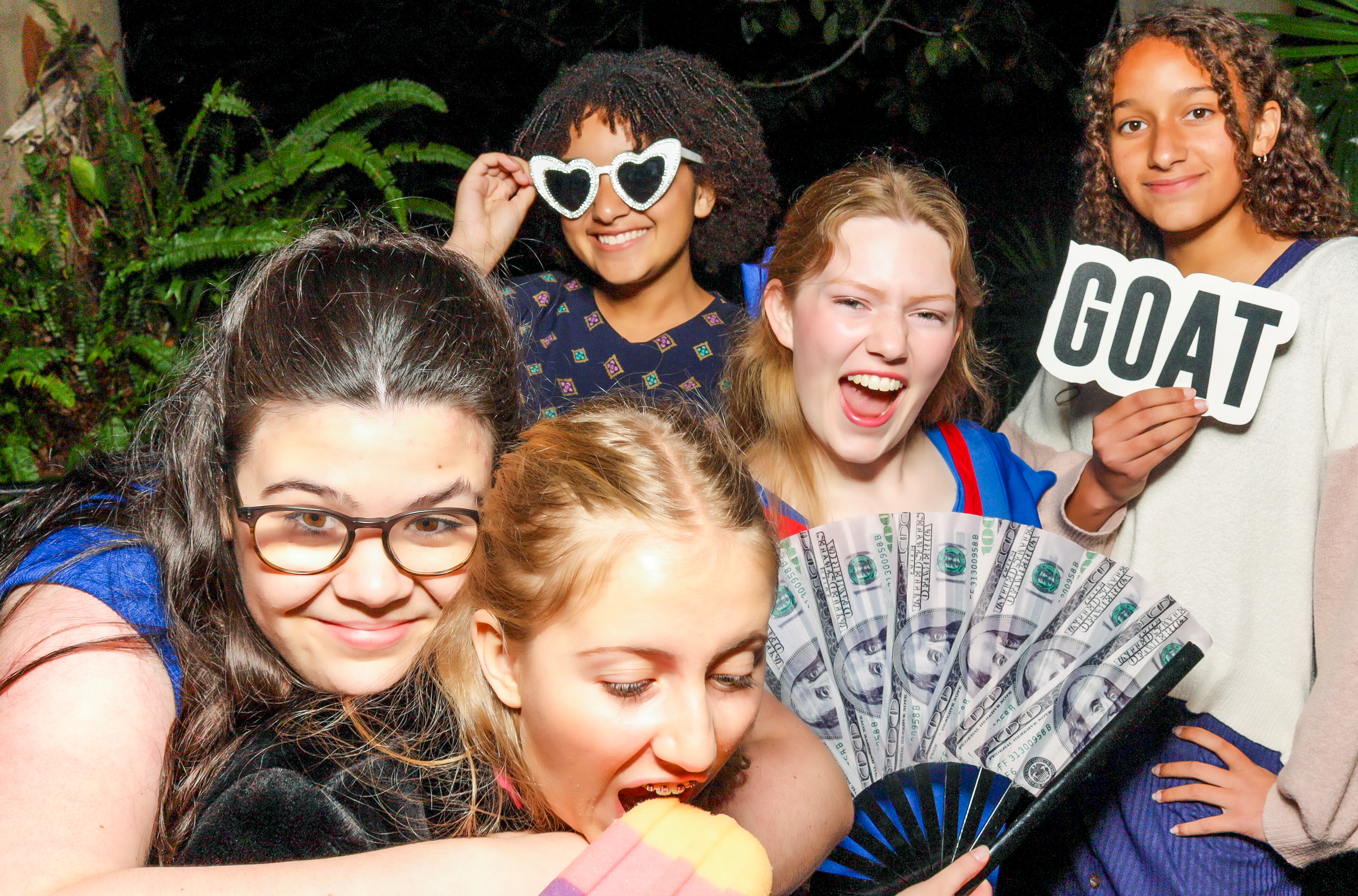 TMR's 40th Anniversary Gala | View more photos from the event at v1.boothgallery.com/u/PhabPhotobooth/TMRs-40th-Anniversary-Gala