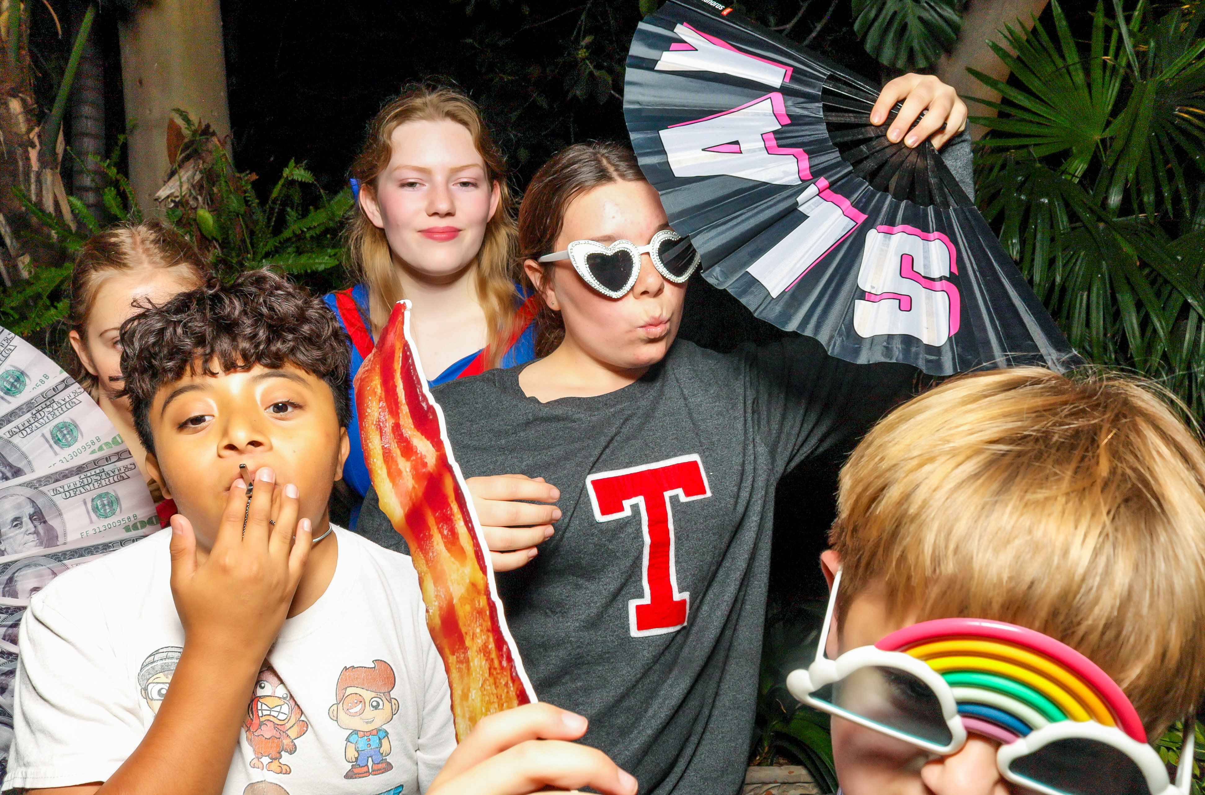 TMR's 40th Anniversary Gala | View more photos from the event at v1.boothgallery.com/u/PhabPhotobooth/TMRs-40th-Anniversary-Gala