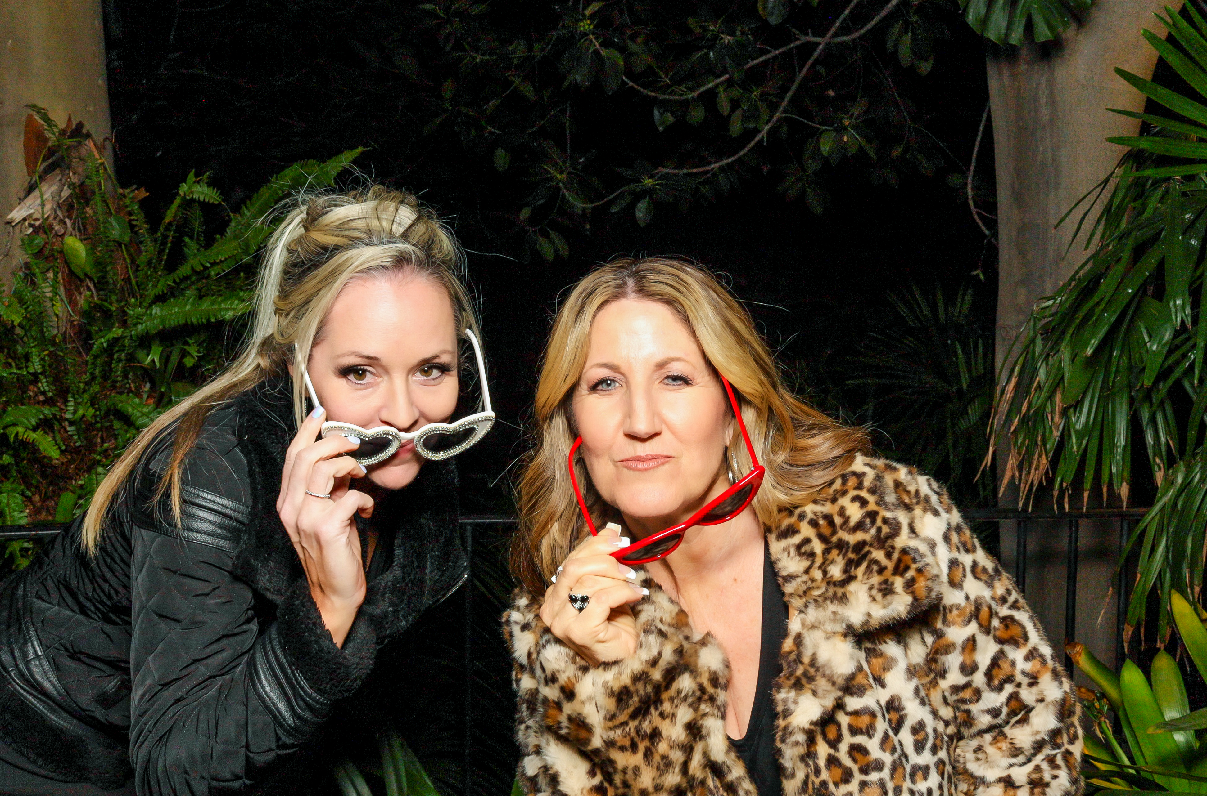 TMR's 40th Anniversary Gala | View more photos from the event at v1.boothgallery.com/u/PhabPhotobooth/TMRs-40th-Anniversary-Gala