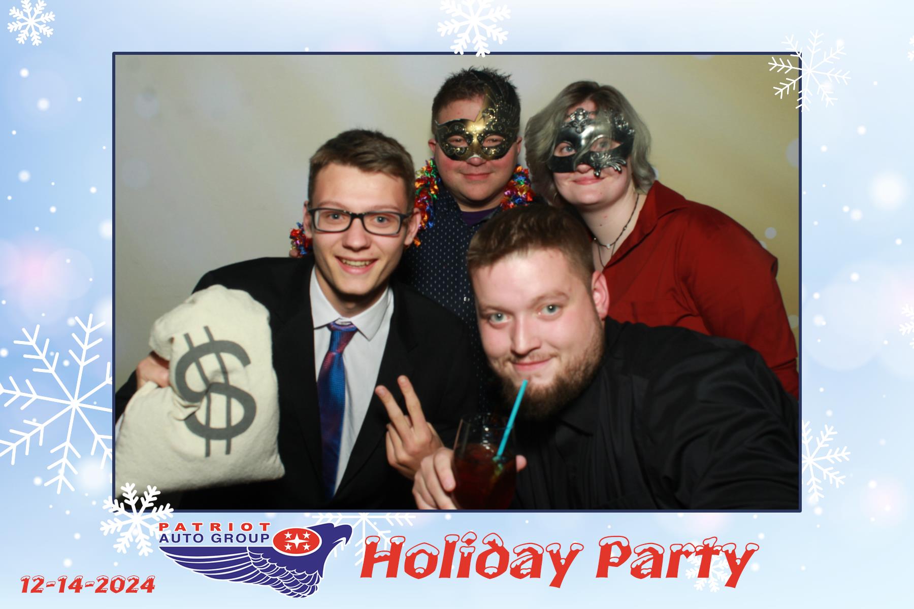 Patriot Auto Holiday Party 2024 | View more photos from the event at v1.boothgallery.com/u/PhoBoCo/Patriot-Auto-Holiday-Party-2024