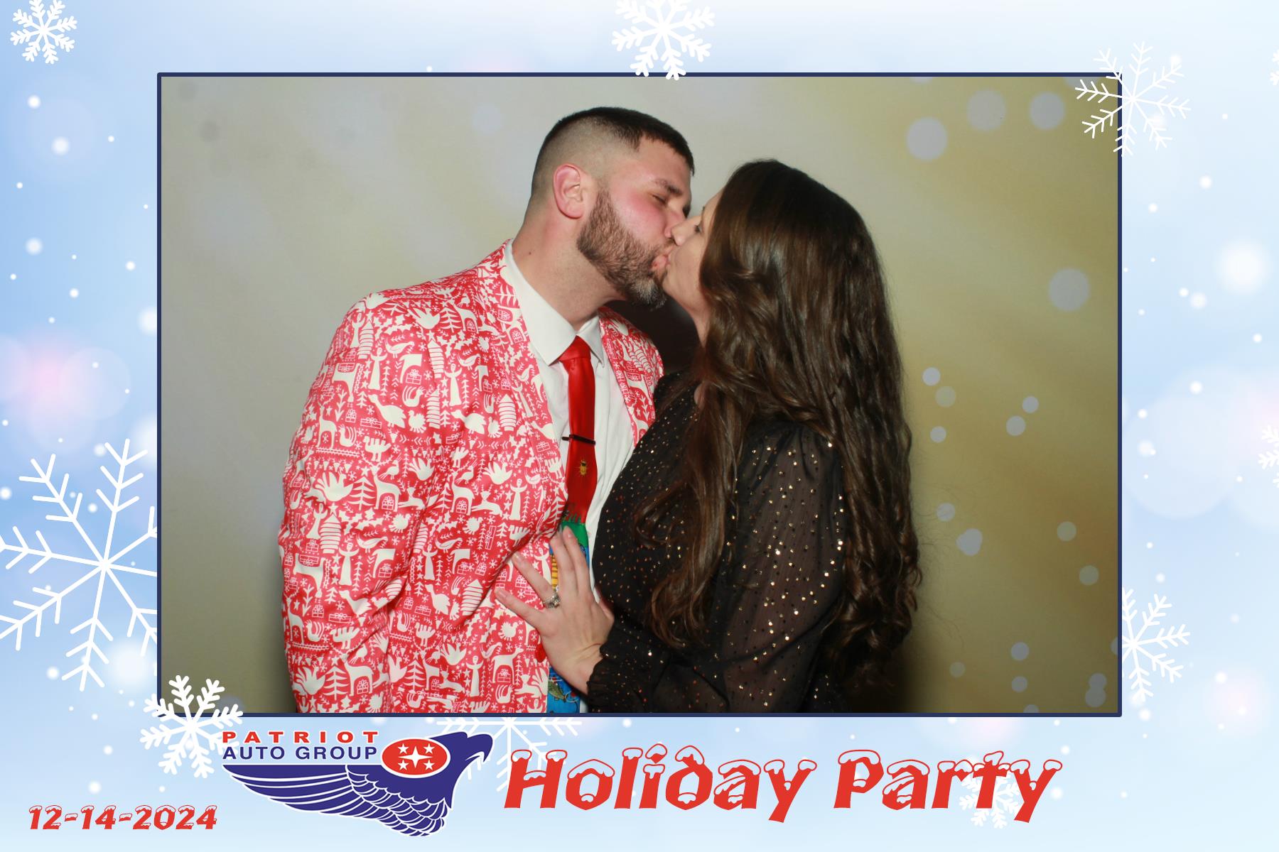 Patriot Auto Holiday Party 2024 | View more photos from the event at v1.boothgallery.com/u/PhoBoCo/Patriot-Auto-Holiday-Party-2024
