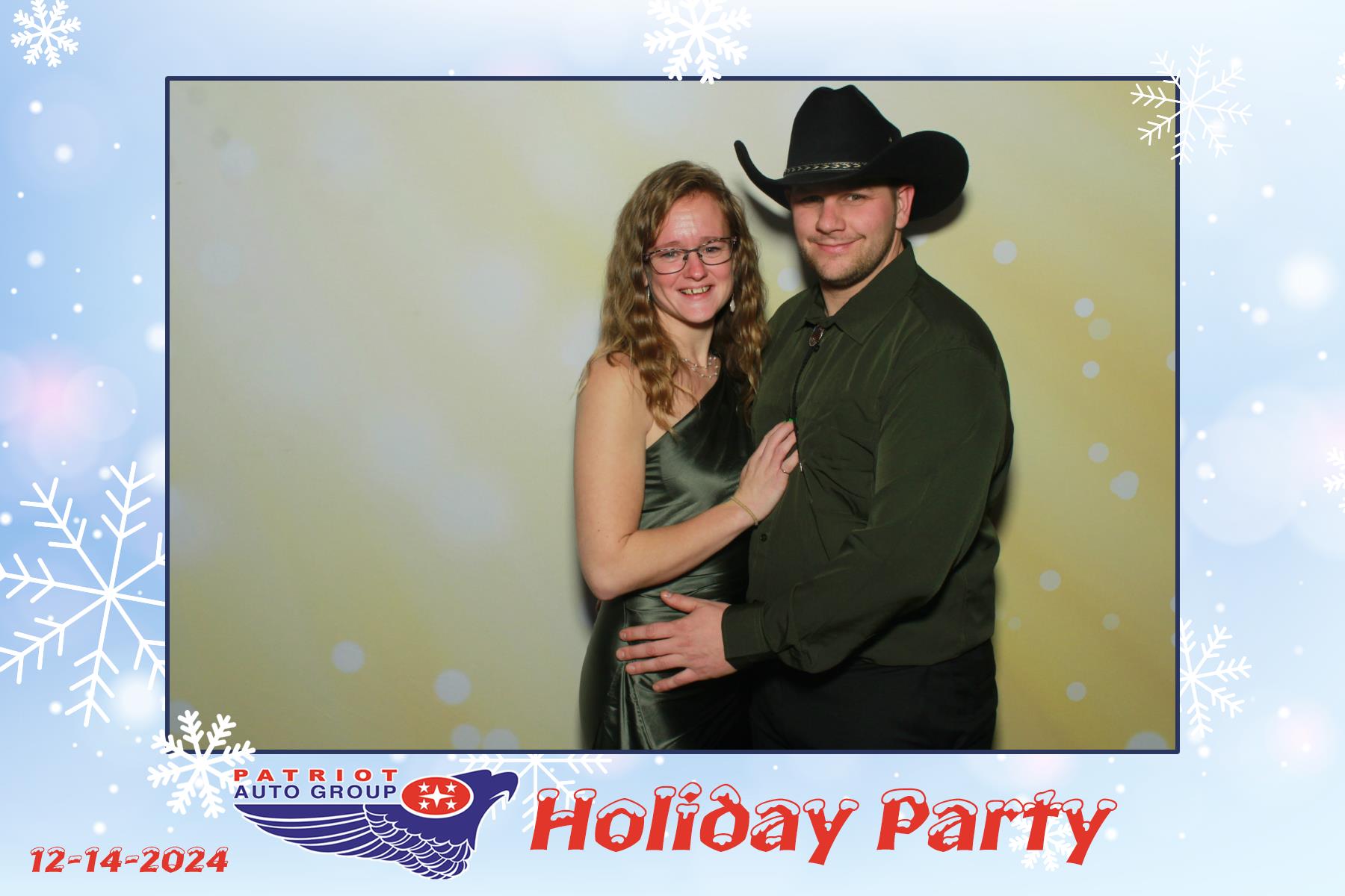 Patriot Auto Holiday Party 2024 | View more photos from the event at v1.boothgallery.com/u/PhoBoCo/Patriot-Auto-Holiday-Party-2024