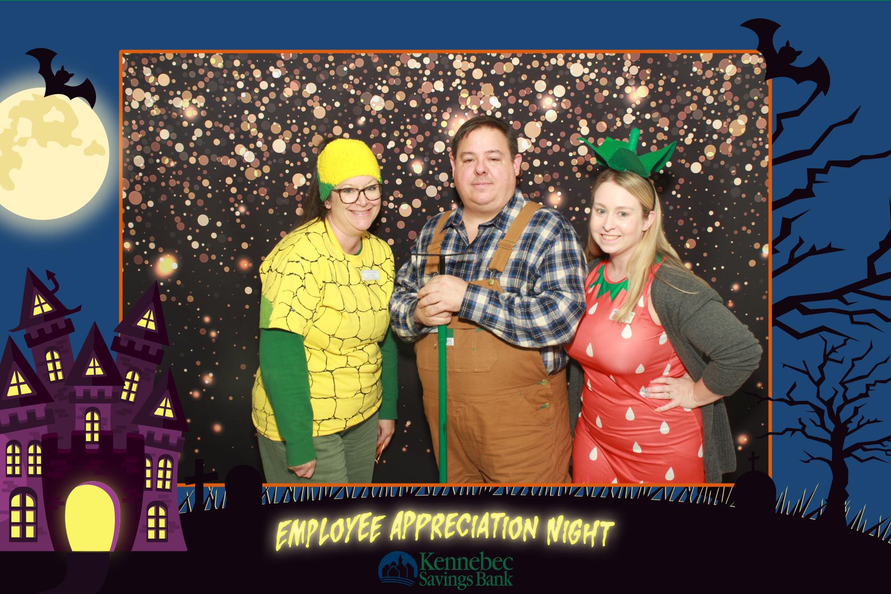 Kennebec Savings Employee Appreciation | View more photos from the event at v1.boothgallery.com/u/PhoBoCo/Kennebec-Savings-Employee-Appreciation
