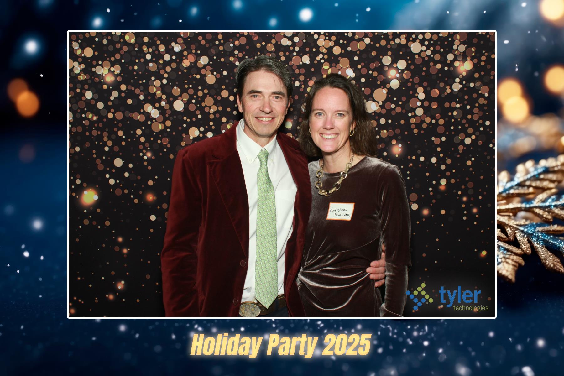 Tyler Tech Holiday Party 2025 | View more photos from the event at v1.boothgallery.com/u/PhoBoCo/Tyler-Tech-Holiday-Party-2025