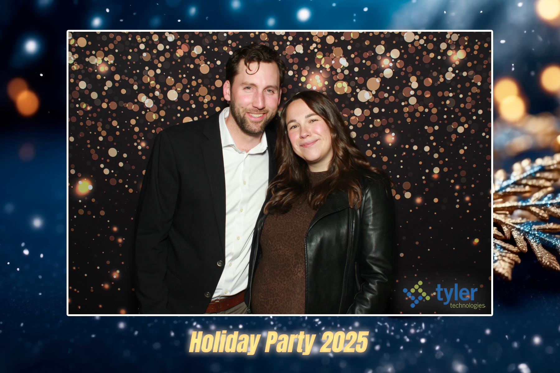 Tyler Tech Holiday Party 2025 | View more photos from the event at v1.boothgallery.com/u/PhoBoCo/Tyler-Tech-Holiday-Party-2025