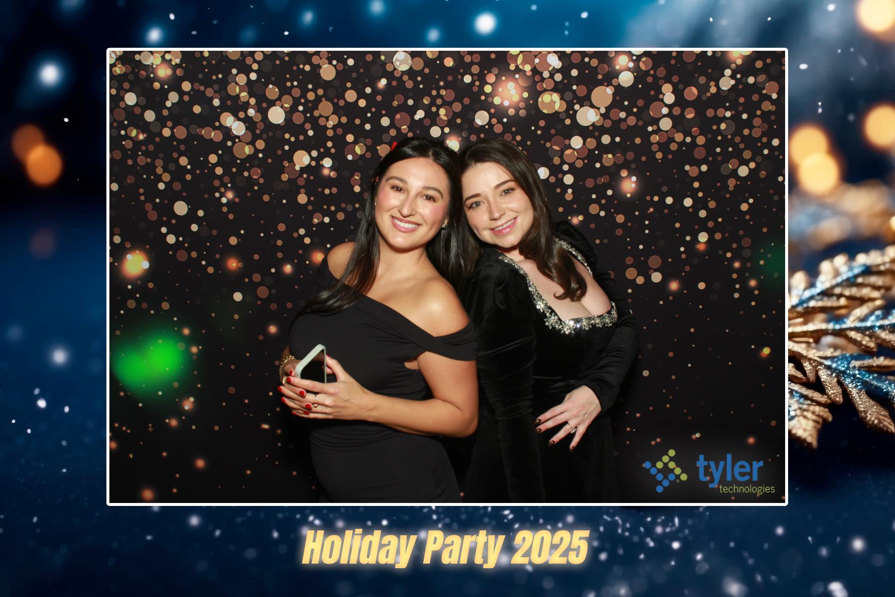 Tyler Tech Holiday Party 2025 | View more photos from the event at v1.boothgallery.com/u/PhoBoCo/Tyler-Tech-Holiday-Party-2025