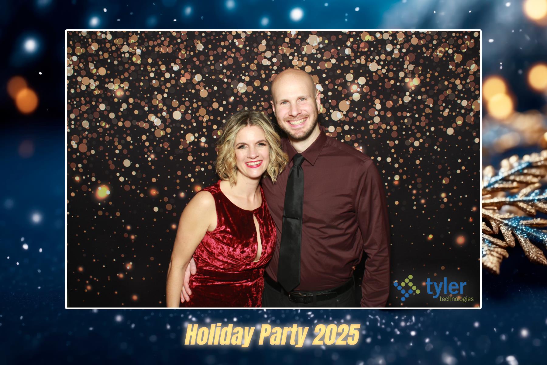 Tyler Tech Holiday Party 2025 | View more photos from the event at v1.boothgallery.com/u/PhoBoCo/Tyler-Tech-Holiday-Party-2025