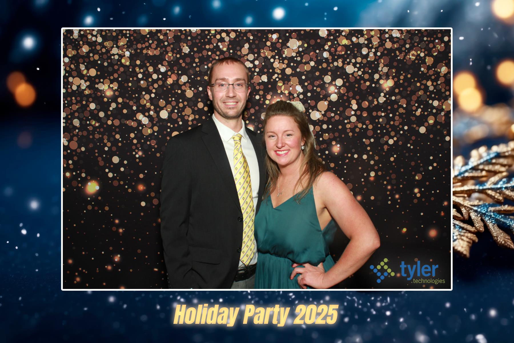 Tyler Tech Holiday Party 2025 | View more photos from the event at v1.boothgallery.com/u/PhoBoCo/Tyler-Tech-Holiday-Party-2025