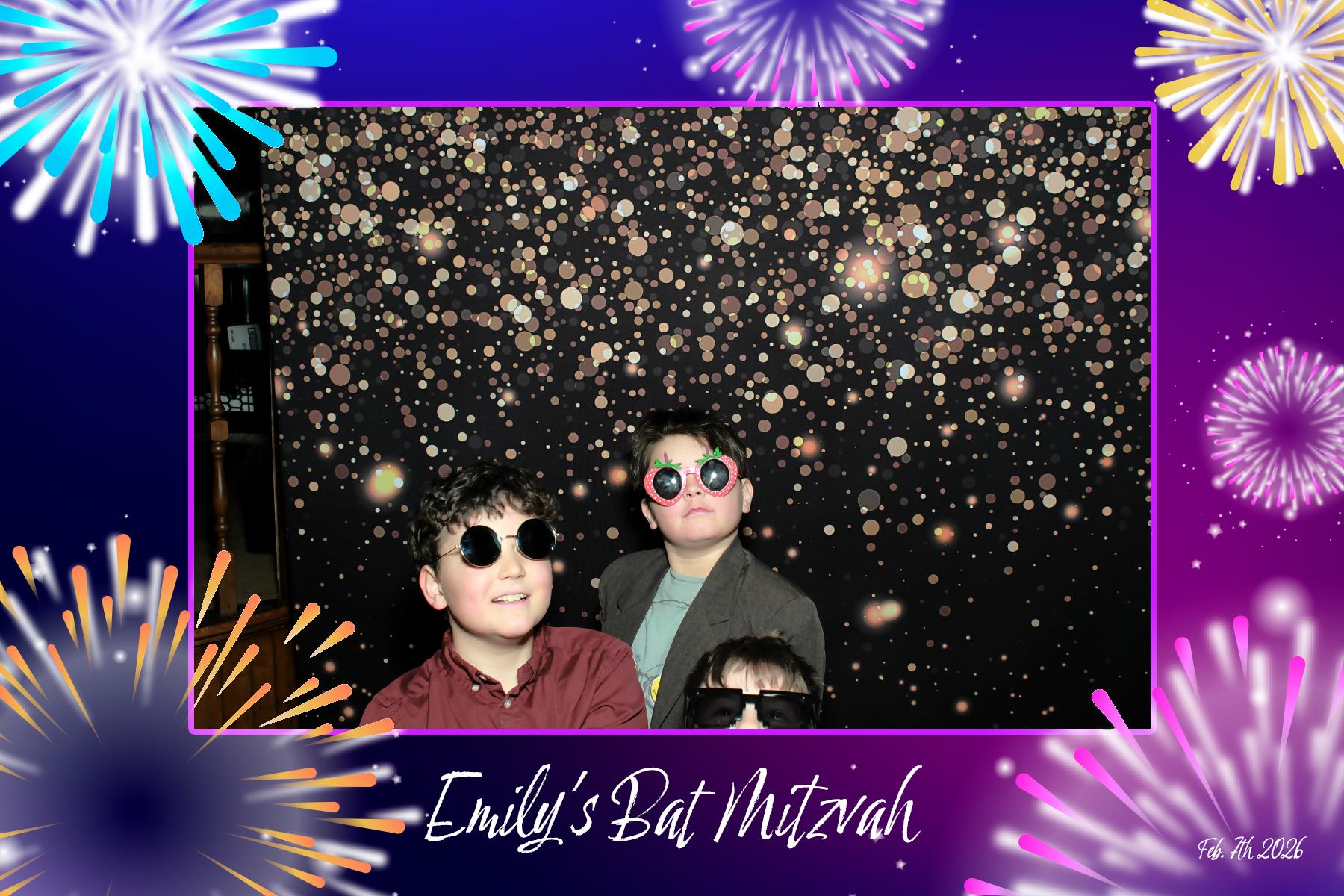 Emily's Bat Mitzvah | View more photos from the event at v1.boothgallery.com/u/PhoBoCo/Emilys-Bat-Mitzvah