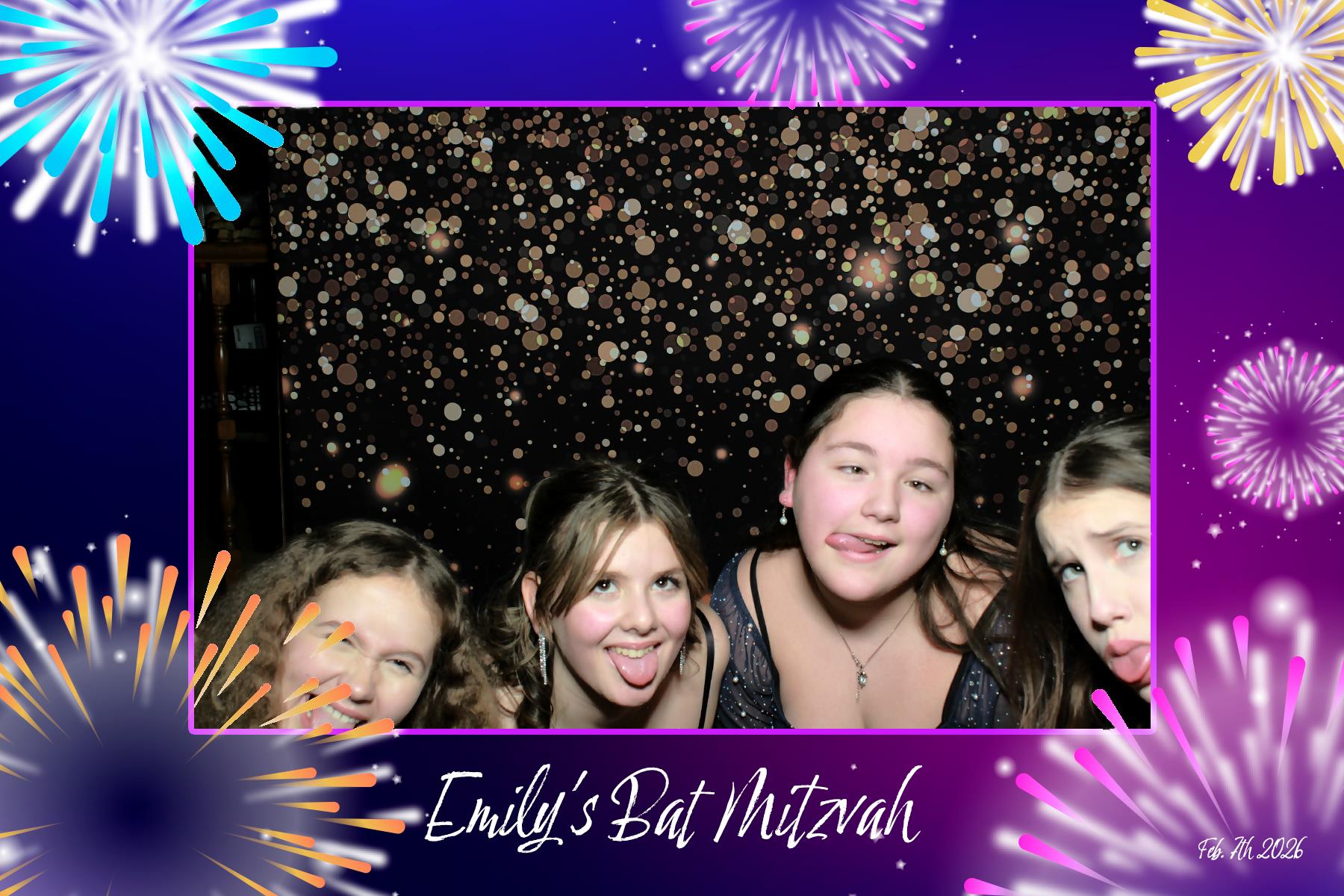 Emily's Bat Mitzvah | View more photos from the event at v1.boothgallery.com/u/PhoBoCo/Emilys-Bat-Mitzvah