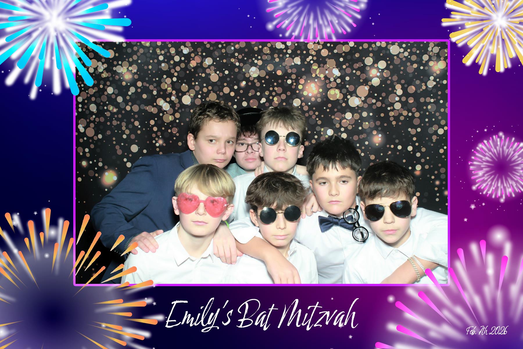 Emily's Bat Mitzvah | View more photos from the event at v1.boothgallery.com/u/PhoBoCo/Emilys-Bat-Mitzvah