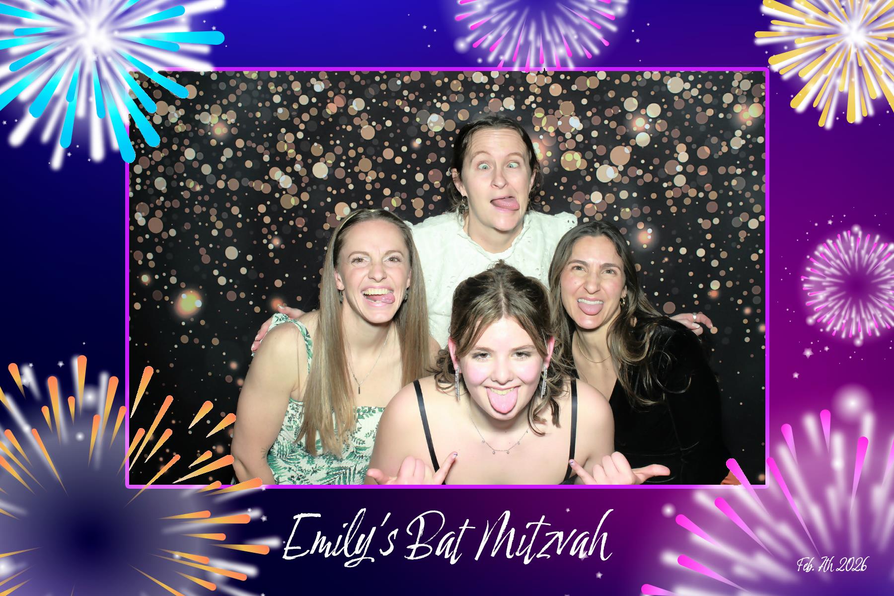 Emily's Bat Mitzvah | View more photos from the event at v1.boothgallery.com/u/PhoBoCo/Emilys-Bat-Mitzvah