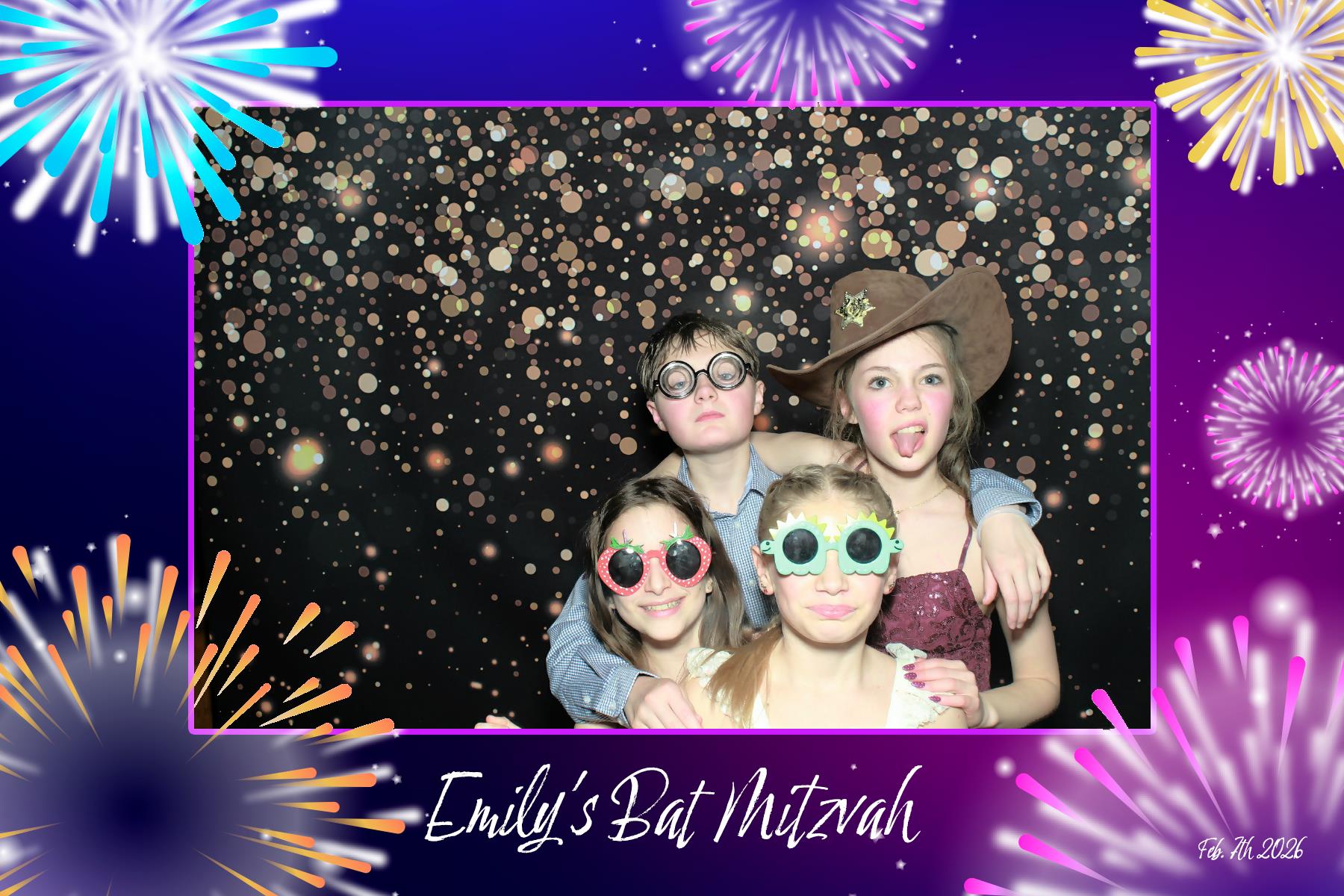 Emily's Bat Mitzvah | View more photos from the event at v1.boothgallery.com/u/PhoBoCo/Emilys-Bat-Mitzvah
