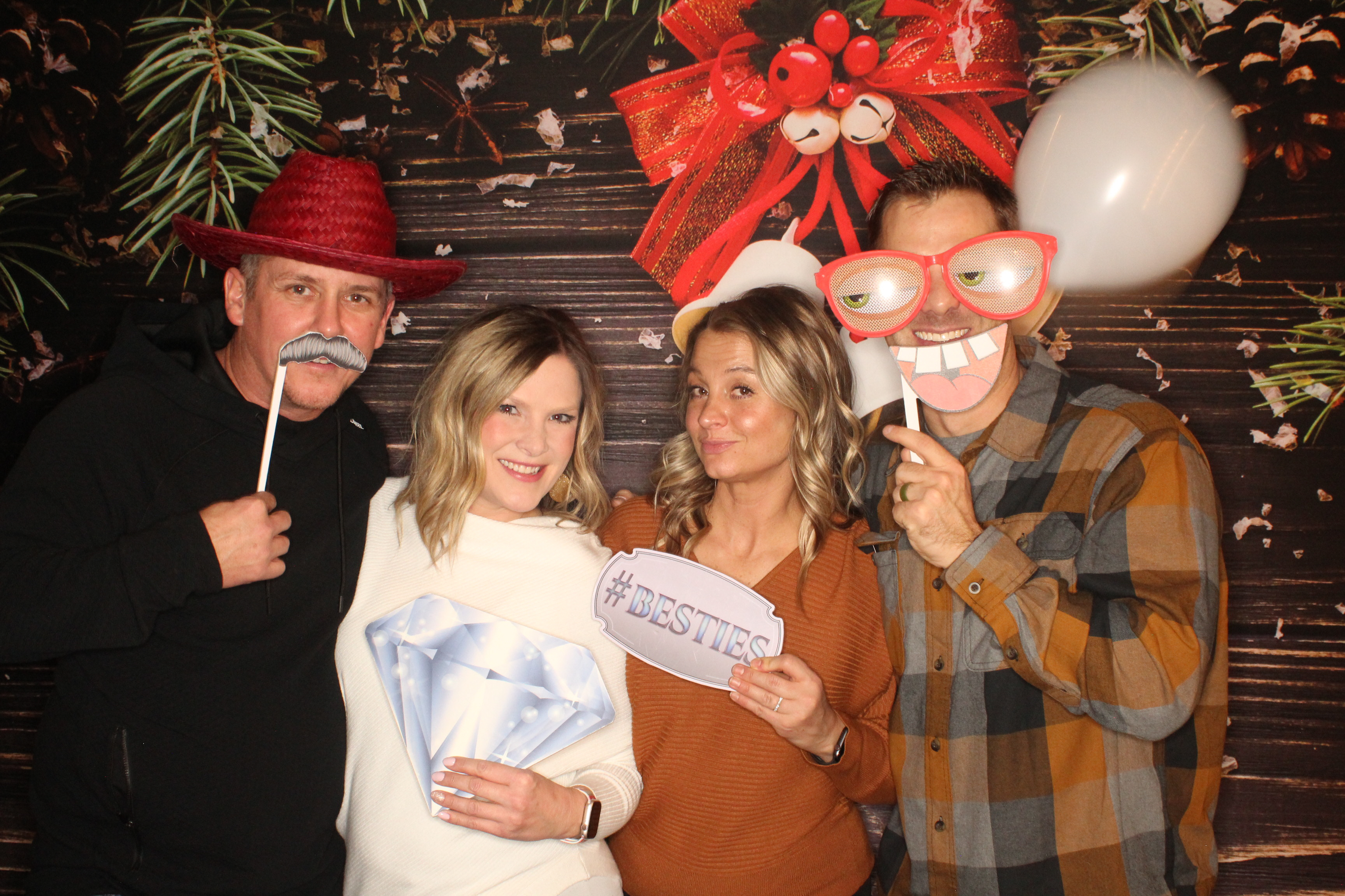 Par Montana Holiday Party | View more photos from the event at gallery.photoboothbillings.com/u/PhotoBoothBillings/Par-Montana-Holiday-Party