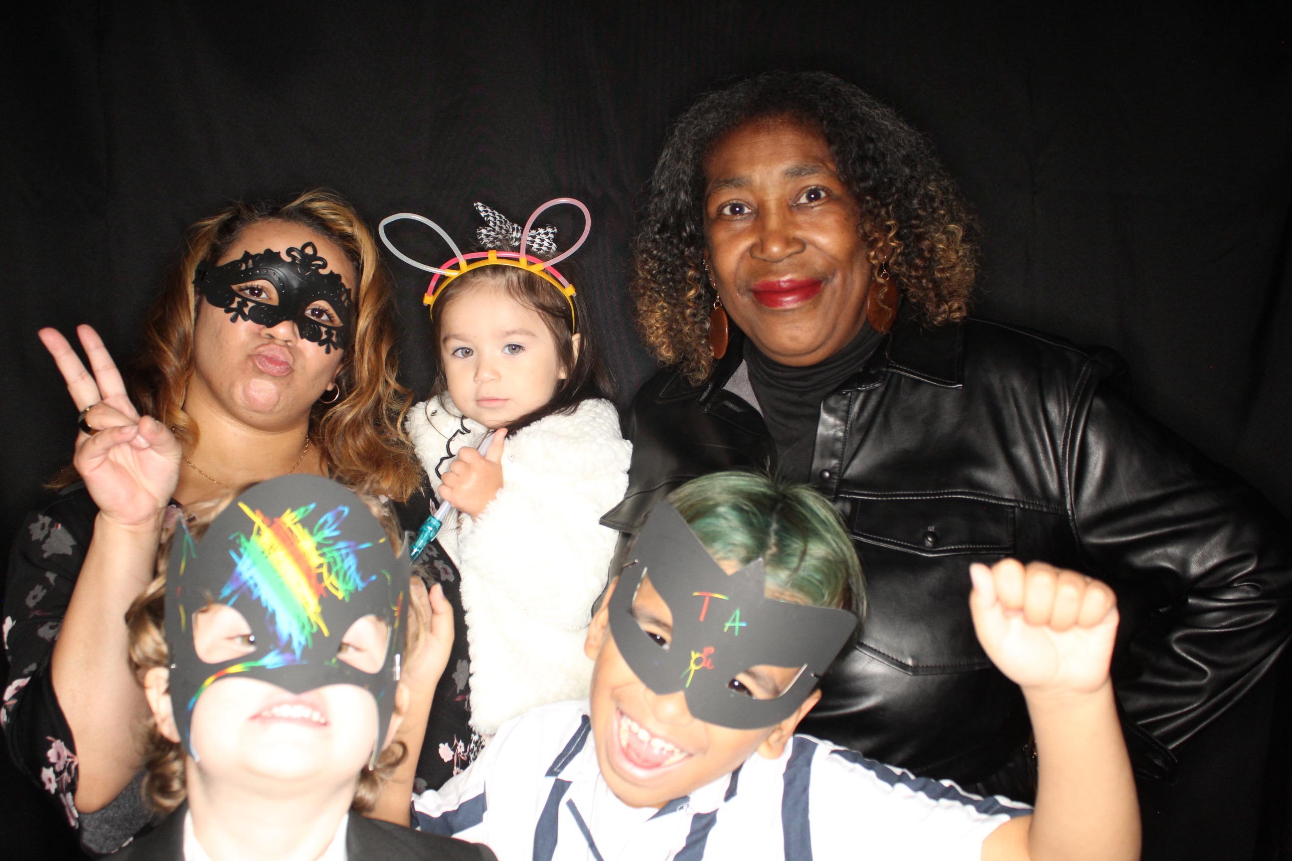 Ashley and Andrew | View more photos from the event at gallery.photoboothbillings.com/u/PhotoBoothBillings/Ashley-and-Andrew