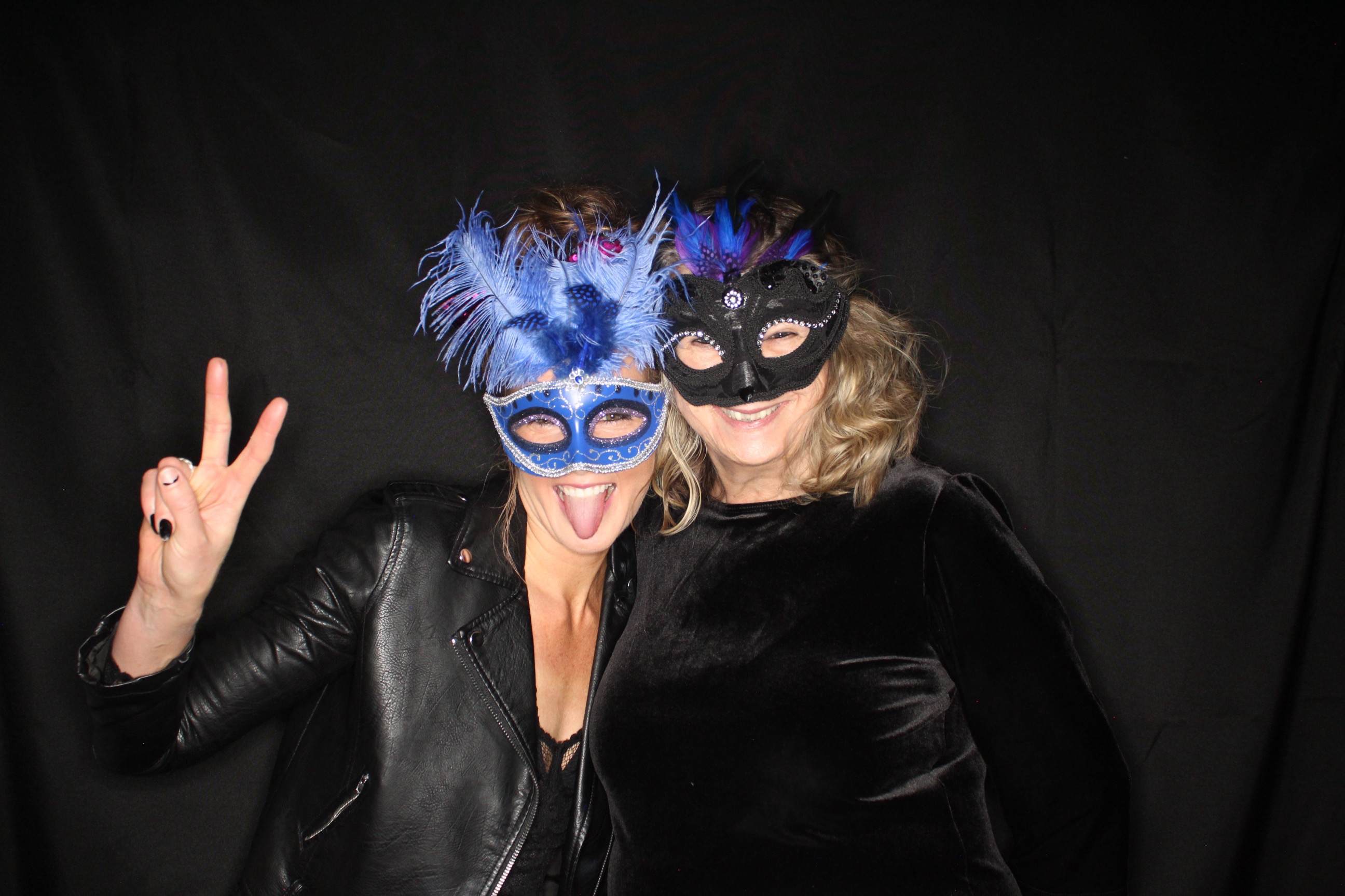 Ashley and Andrew | View more photos from the event at gallery.photoboothbillings.com/u/PhotoBoothBillings/Ashley-and-Andrew