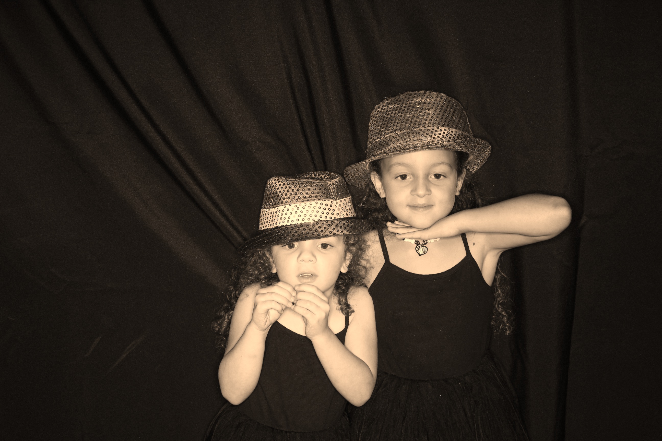 Ashley and Andrew | View more photos from the event at gallery.photoboothbillings.com/u/PhotoBoothBillings/Ashley-and-Andrew