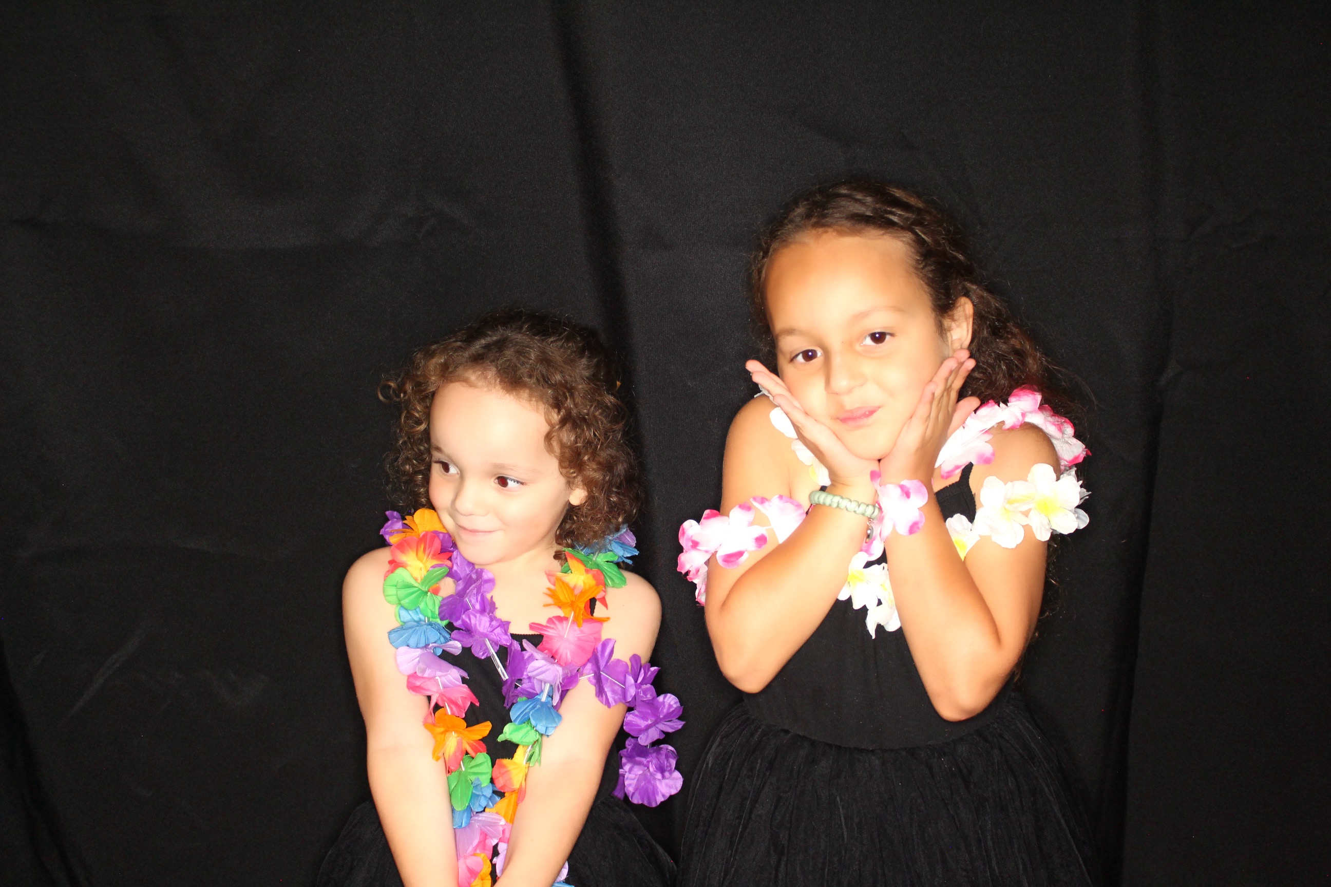 Ashley and Andrew | View more photos from the event at gallery.photoboothbillings.com/u/PhotoBoothBillings/Ashley-and-Andrew