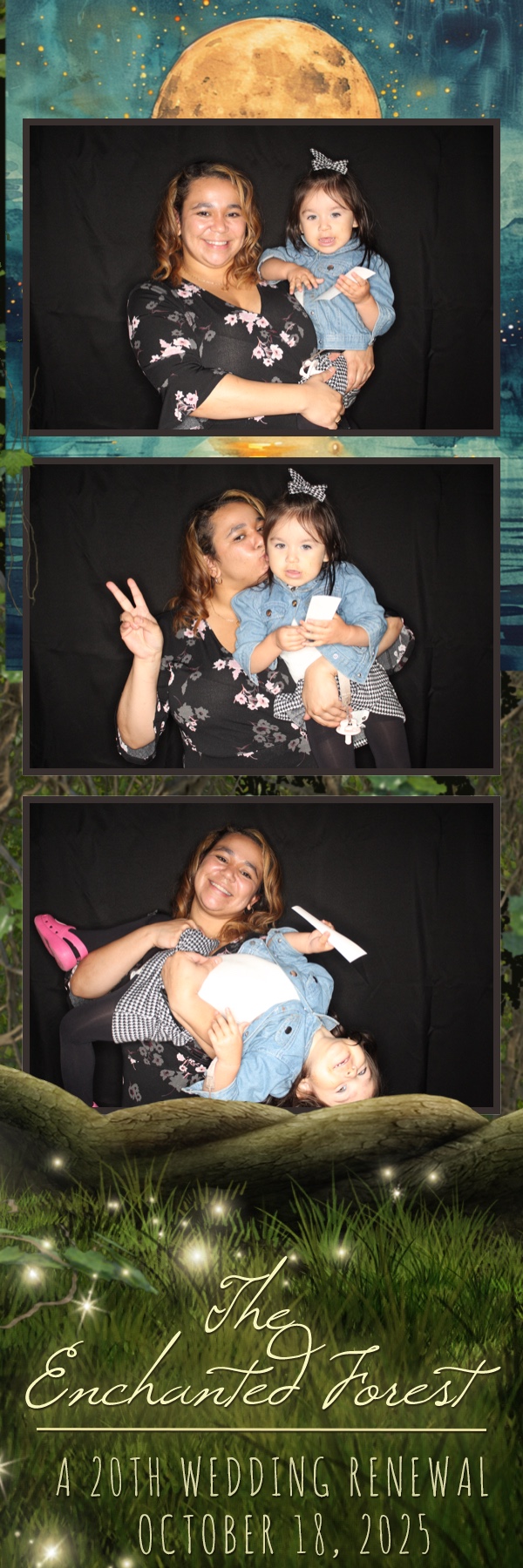 Ashley and Andrew | View more photos from the event at gallery.photoboothbillings.com/u/PhotoBoothBillings/Ashley-and-Andrew