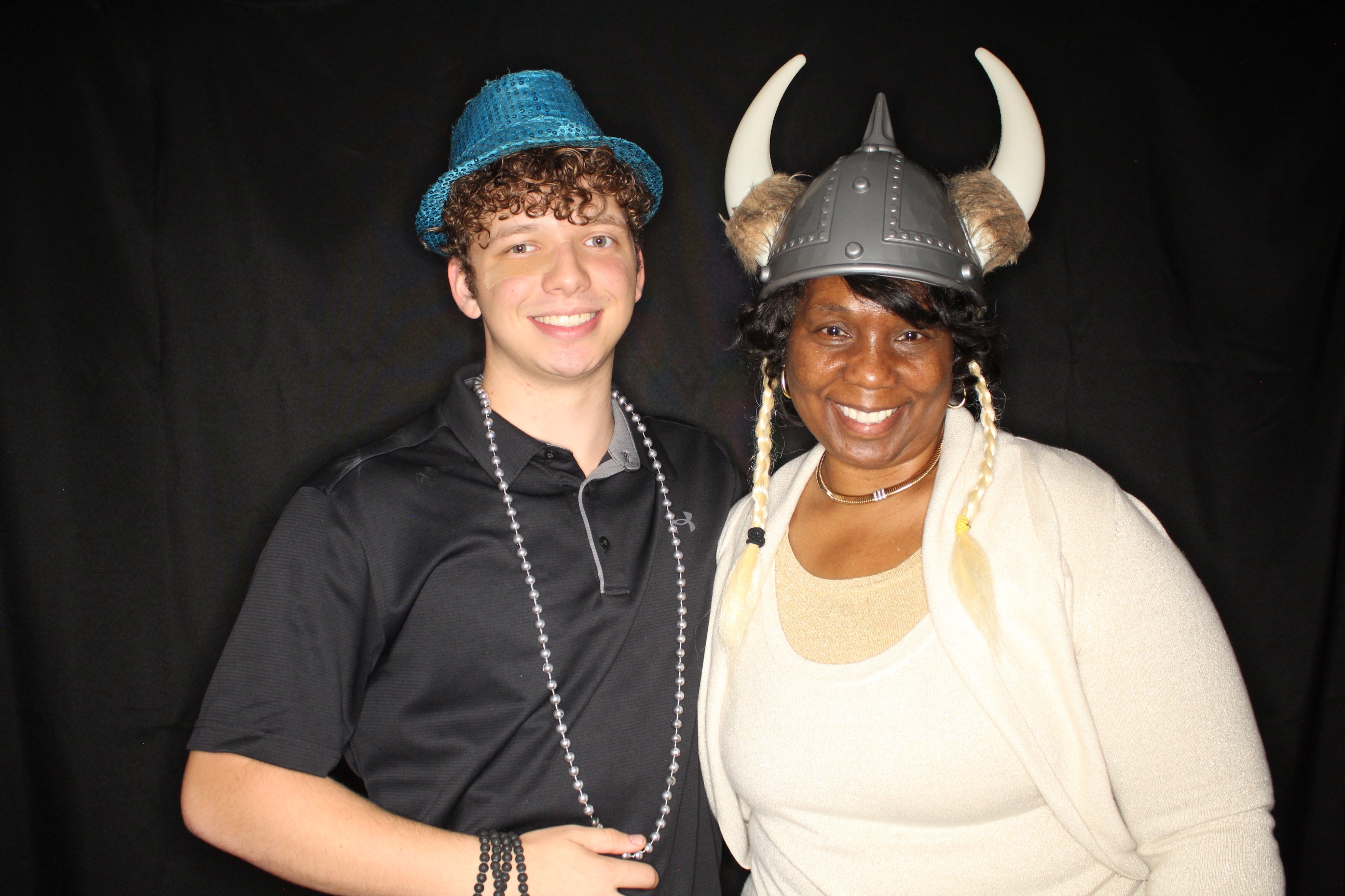 Ashley and Andrew | View more photos from the event at gallery.photoboothbillings.com/u/PhotoBoothBillings/Ashley-and-Andrew