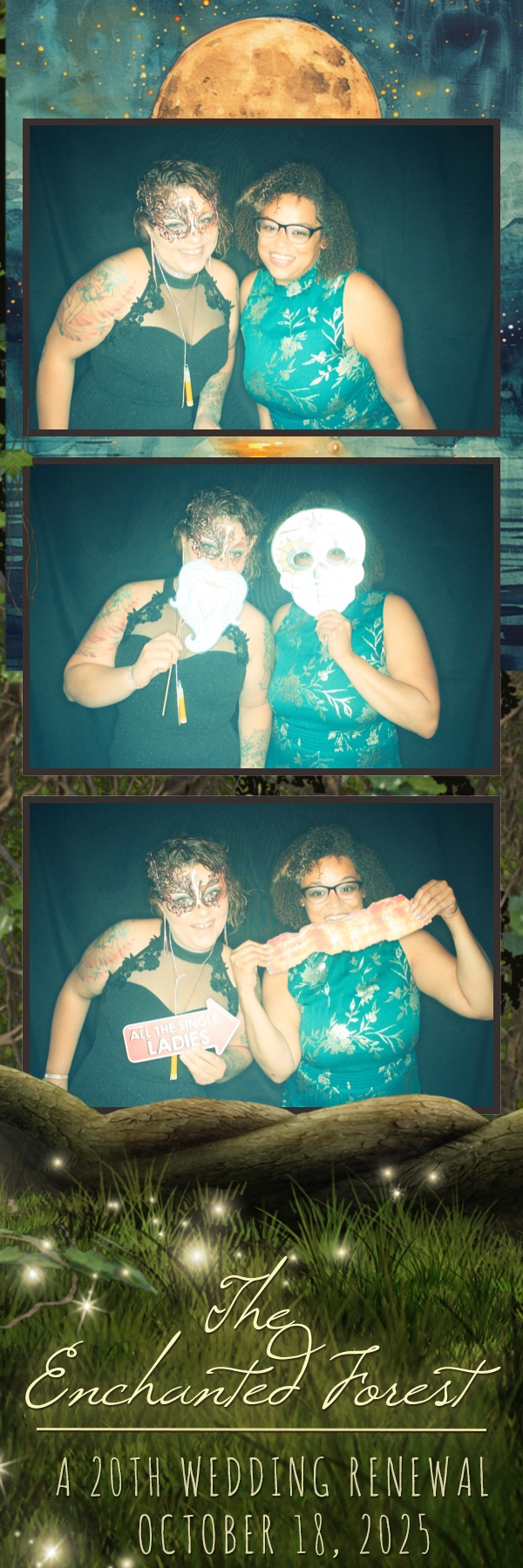 Ashley and Andrew | View more photos from the event at gallery.photoboothbillings.com/u/PhotoBoothBillings/Ashley-and-Andrew