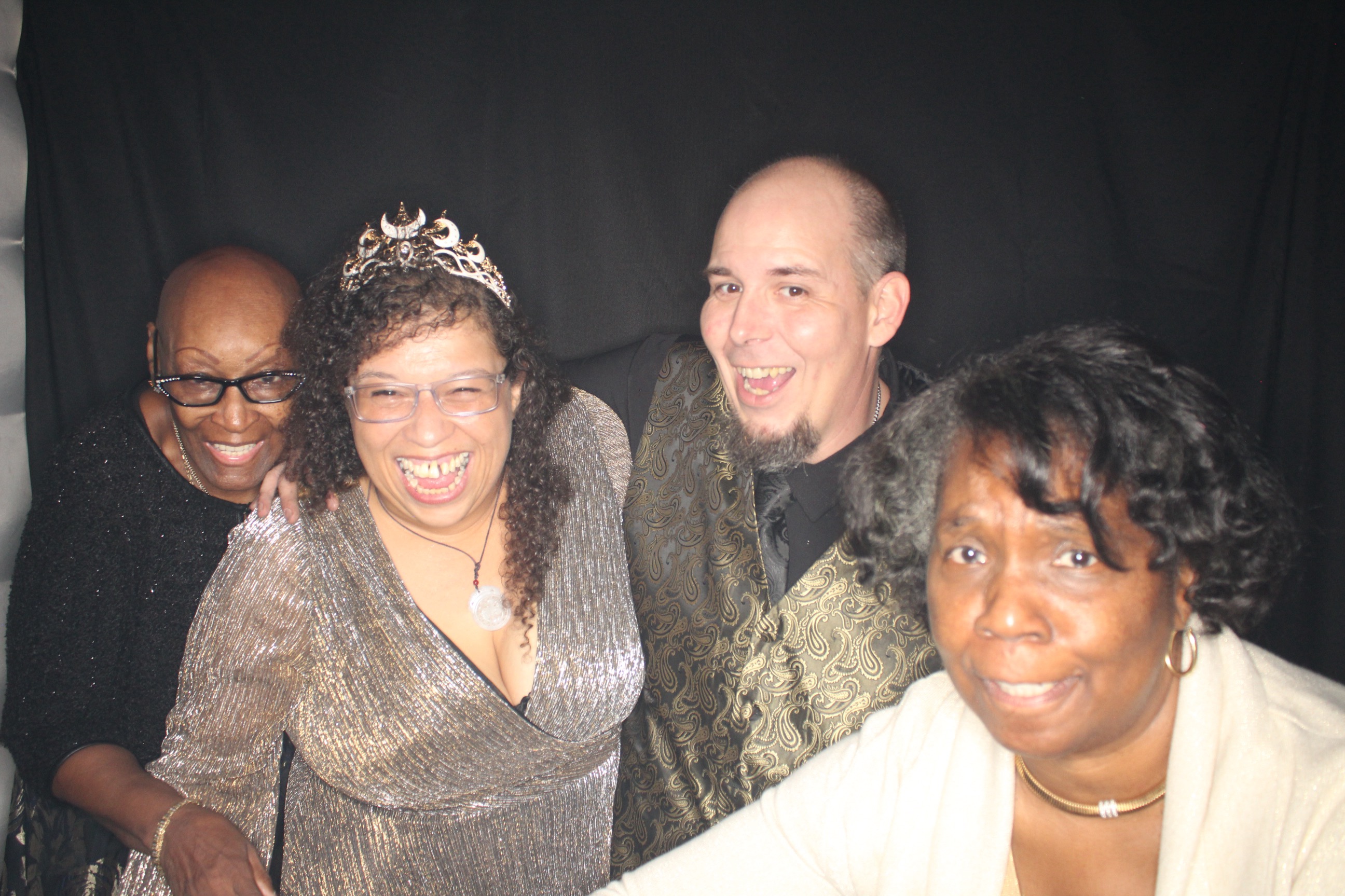 Ashley and Andrew | View more photos from the event at gallery.photoboothbillings.com/u/PhotoBoothBillings/Ashley-and-Andrew