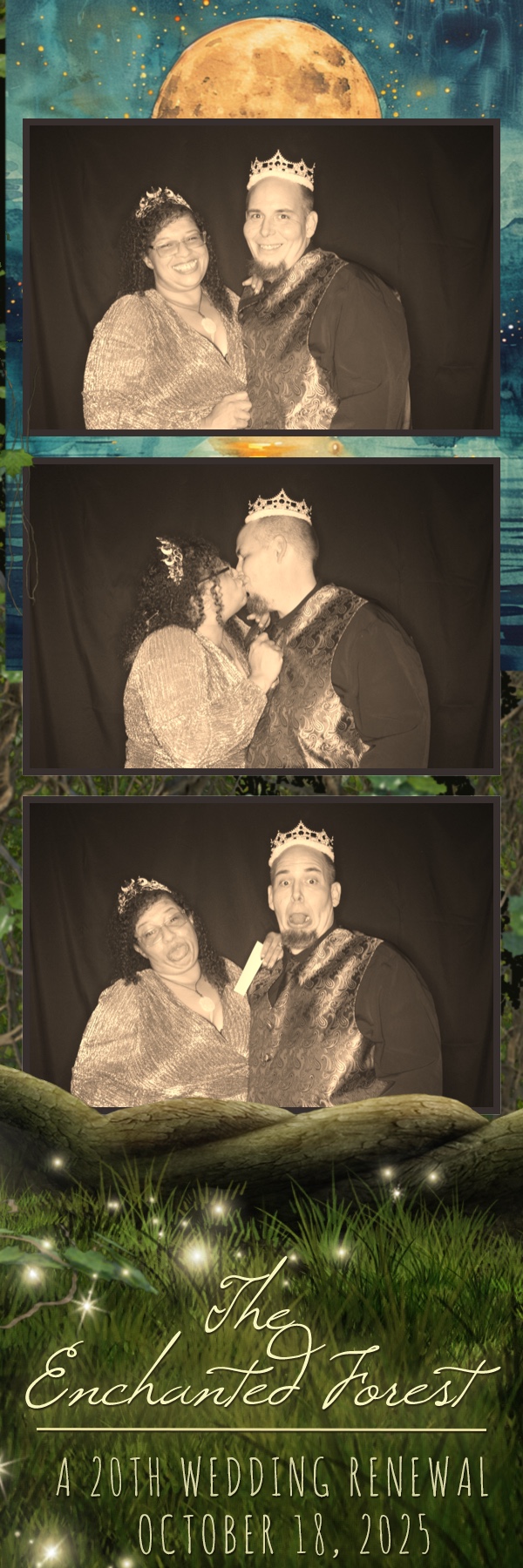 Ashley and Andrew | View more photos from the event at gallery.photoboothbillings.com/u/PhotoBoothBillings/Ashley-and-Andrew