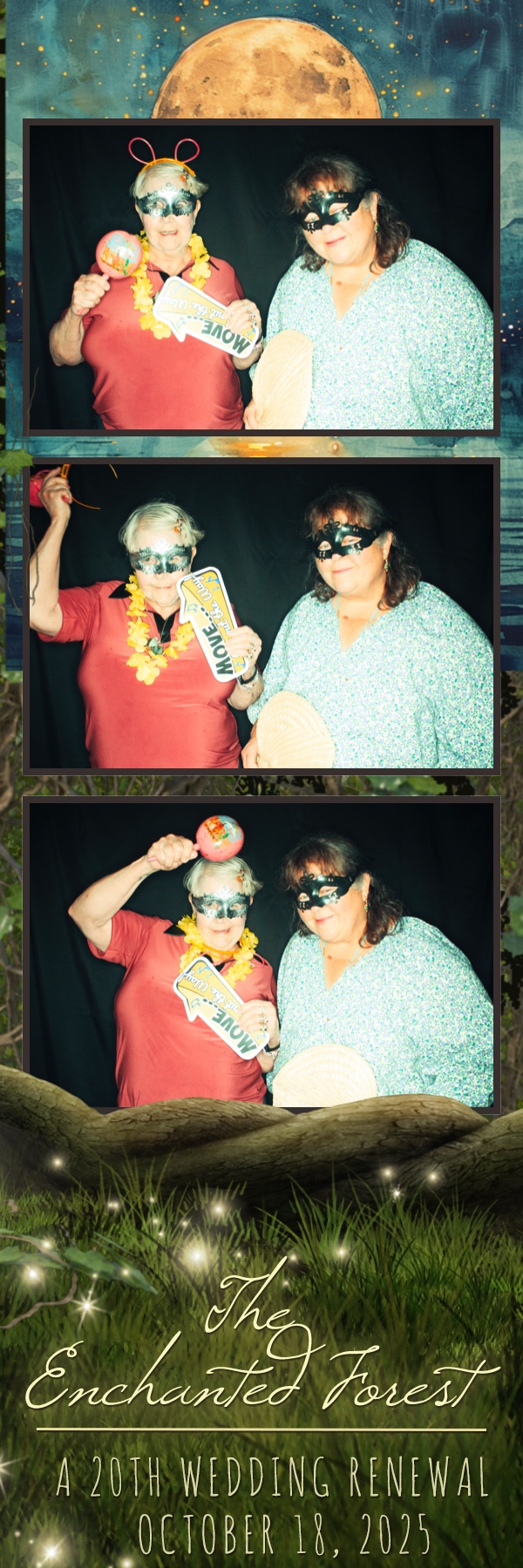 Ashley and Andrew | View more photos from the event at gallery.photoboothbillings.com/u/PhotoBoothBillings/Ashley-and-Andrew