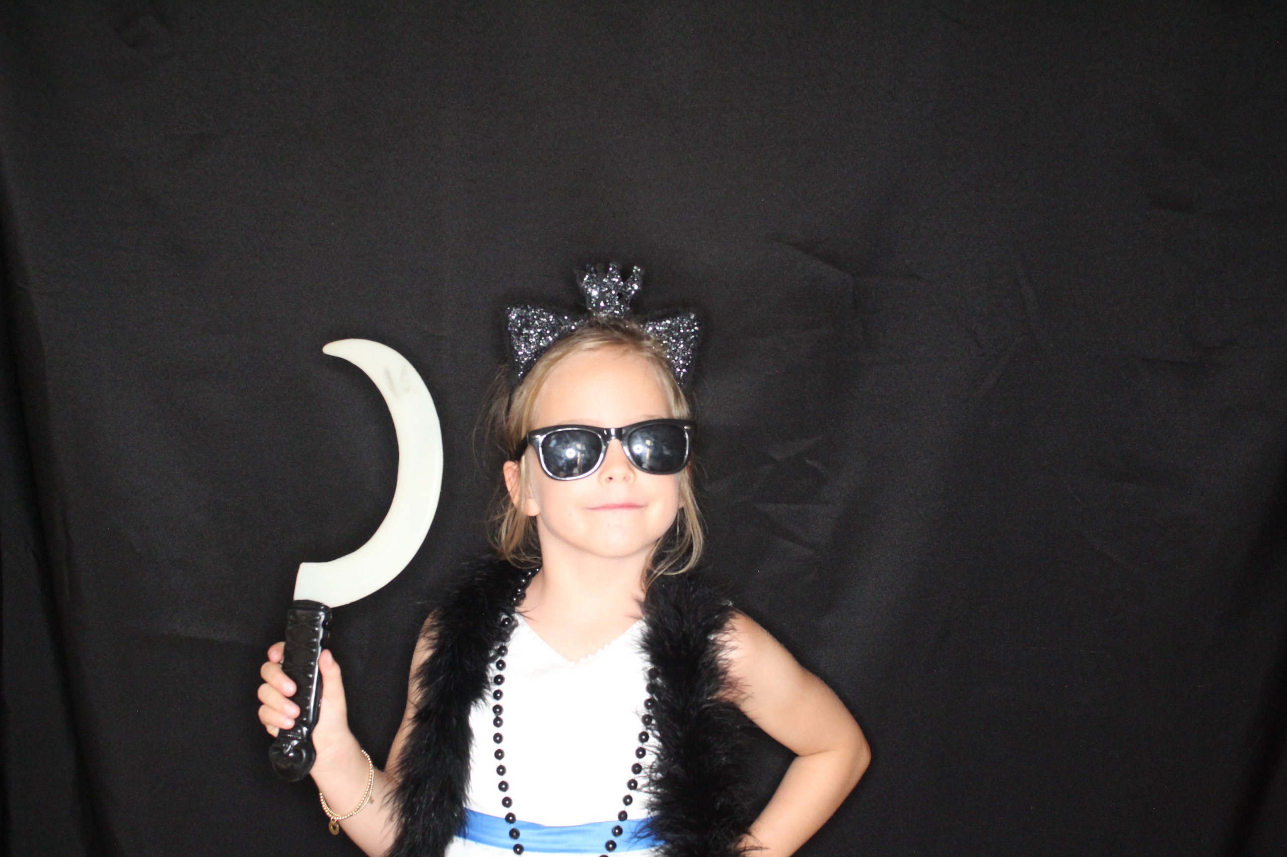 Ashley and Malcolm | View more photos from the event at gallery.photoboothbillings.com/u/PhotoBoothBillings/Ashley-and-Malcolm