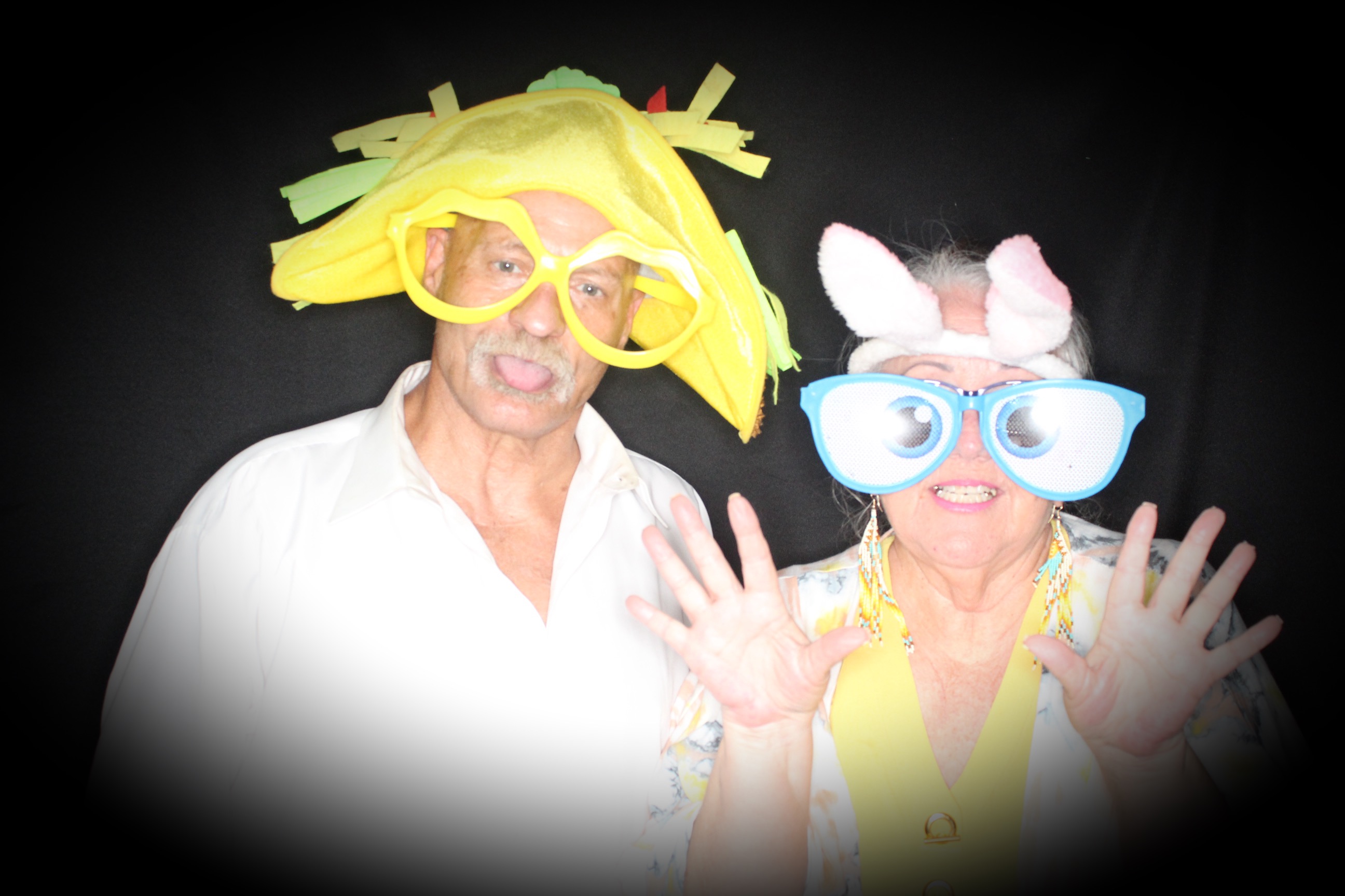 Ashley and Malcolm | View more photos from the event at gallery.photoboothbillings.com/u/PhotoBoothBillings/Ashley-and-Malcolm