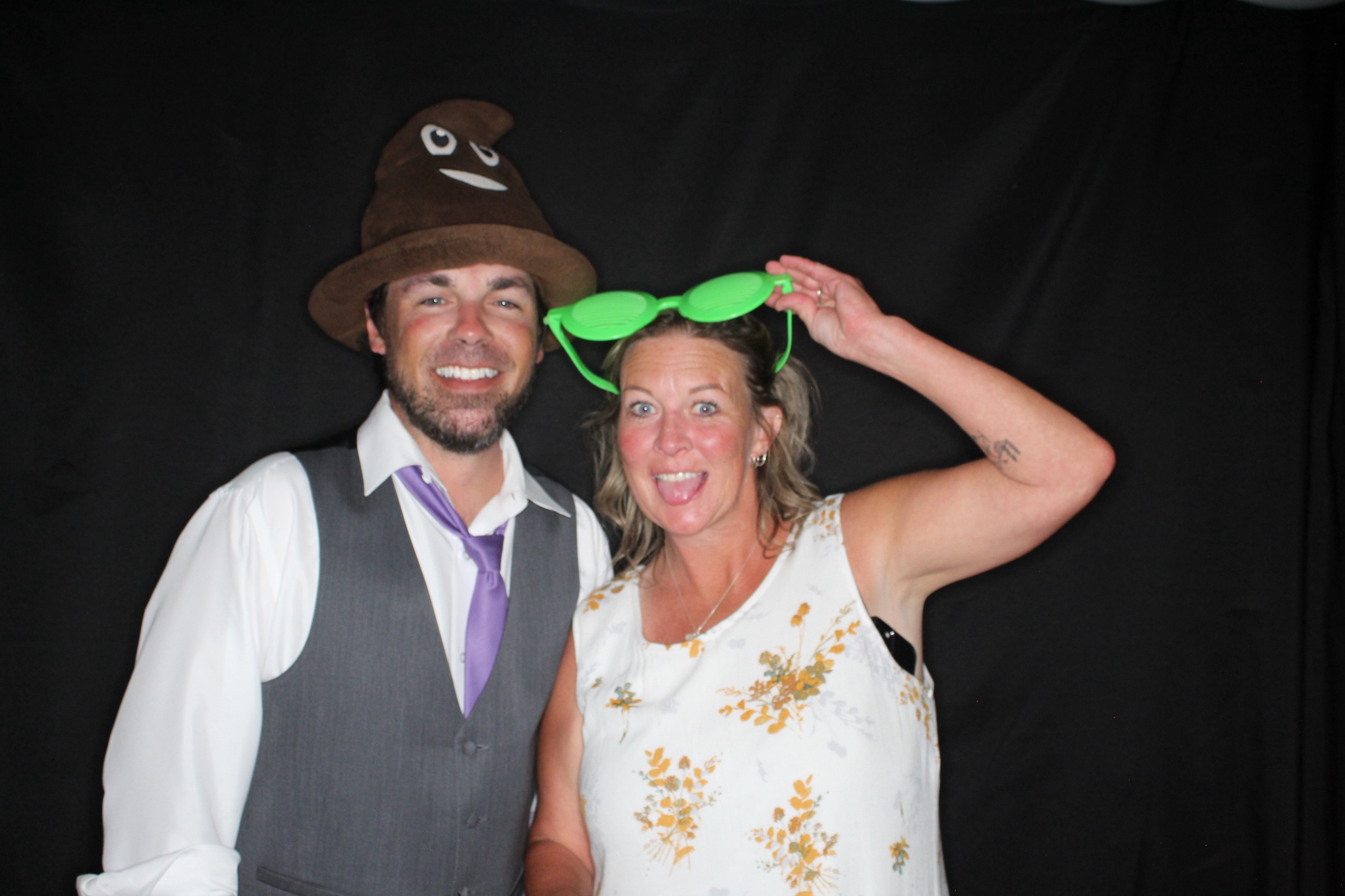 Ashley and Malcolm | View more photos from the event at gallery.photoboothbillings.com/u/PhotoBoothBillings/Ashley-and-Malcolm