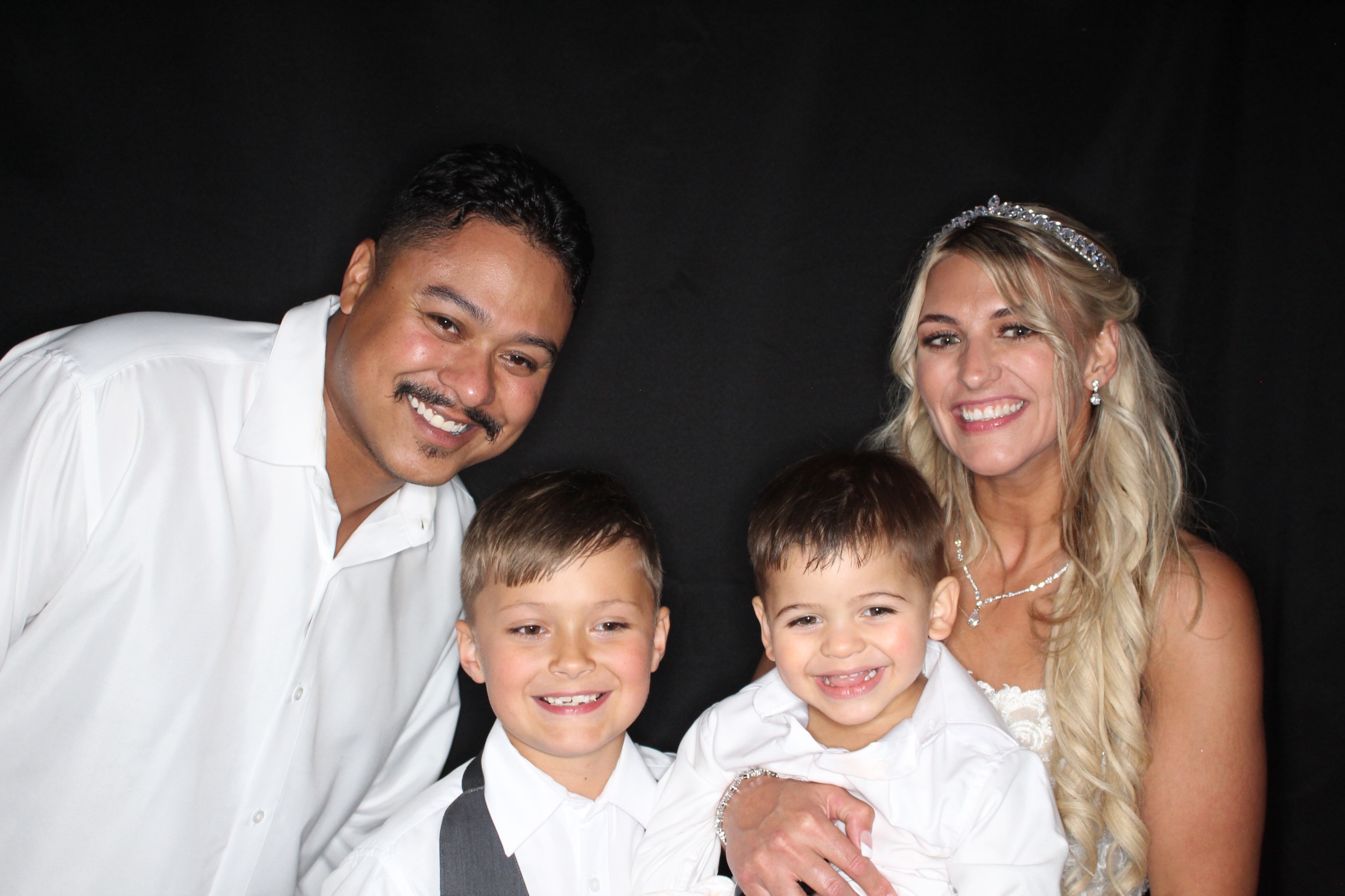 Ashley and Malcolm | View more photos from the event at gallery.photoboothbillings.com/u/PhotoBoothBillings/Ashley-and-Malcolm